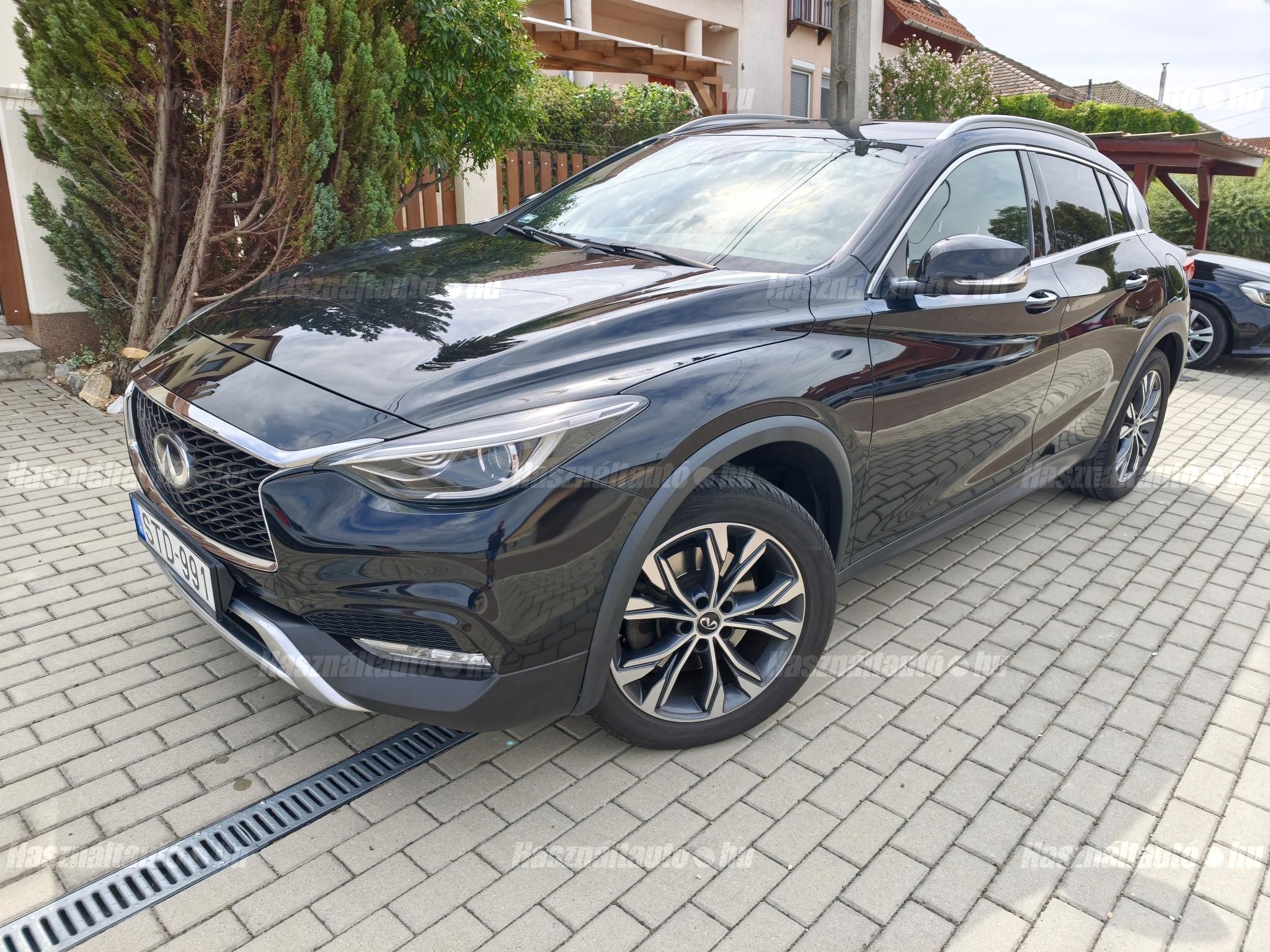 INFINITI QX30 2017/12 - 1