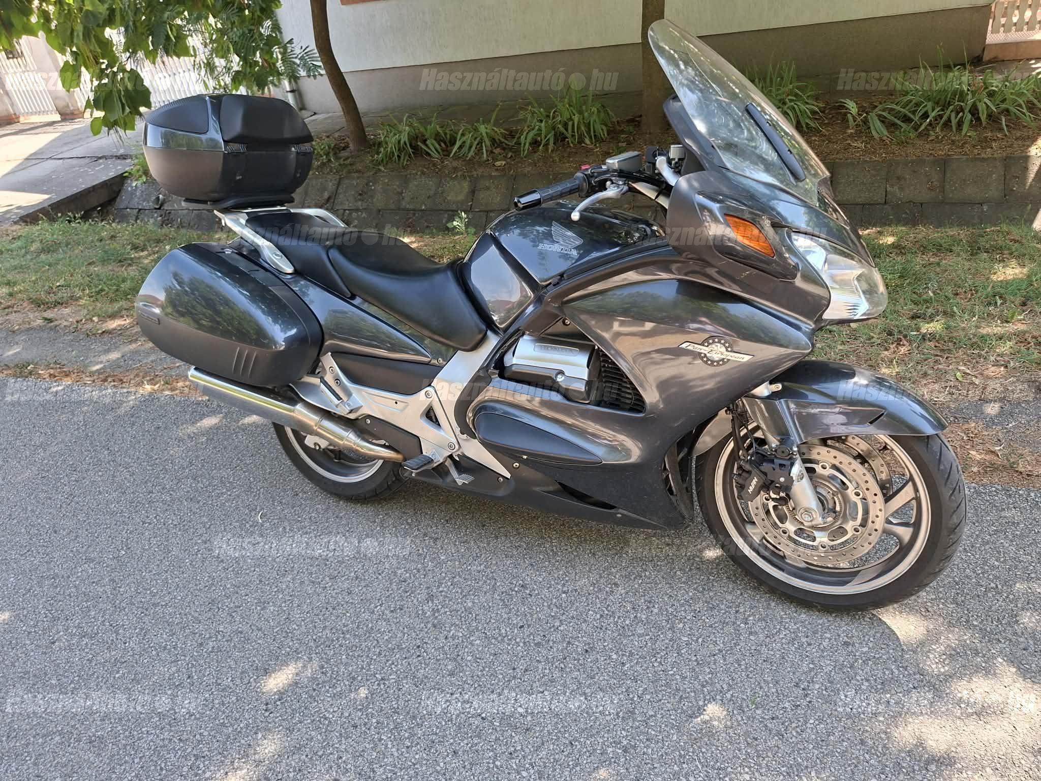 HONDA ST 1300 PAN EUROPEAN 2006/6 - 1