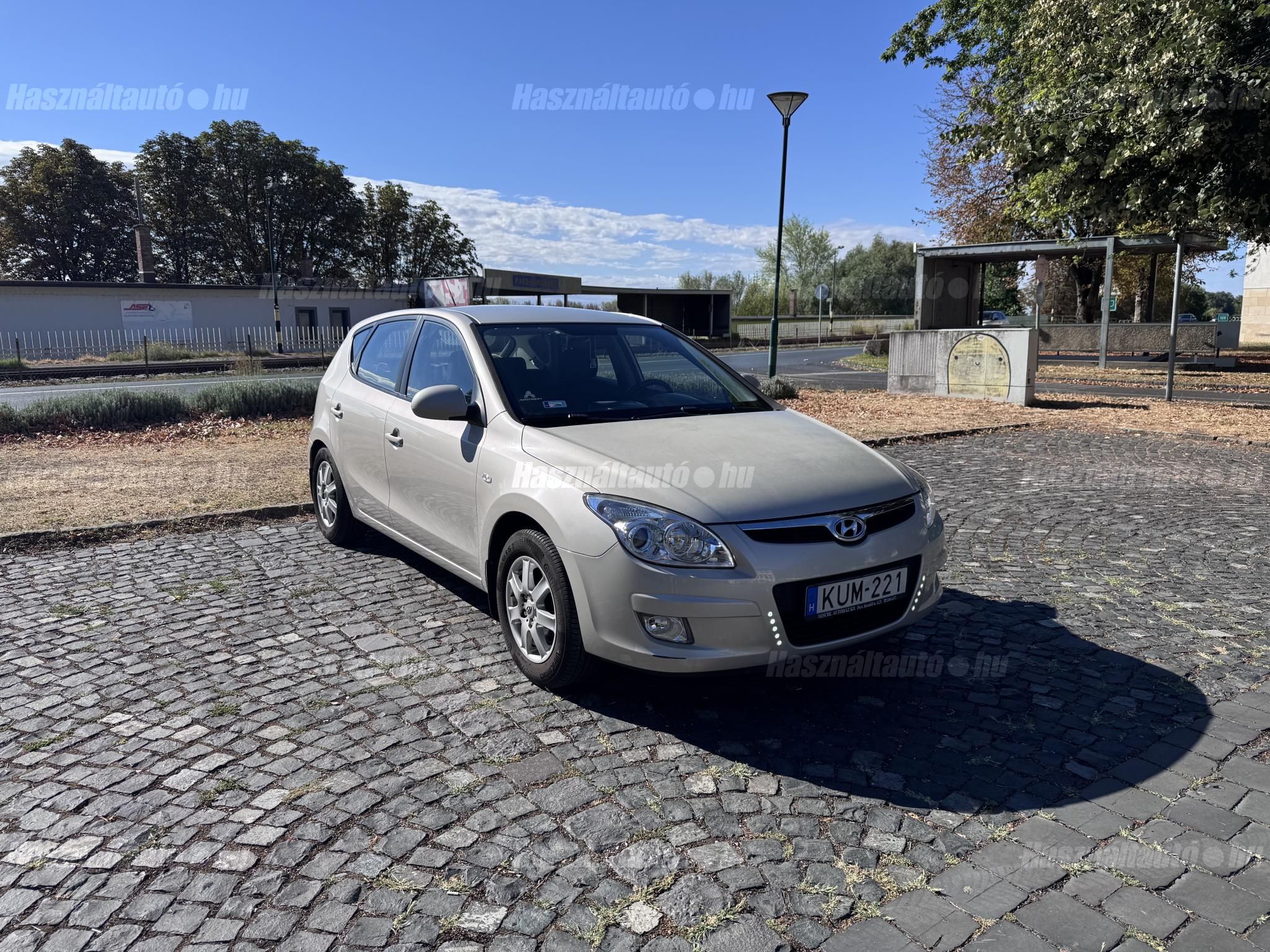 HYUNDAI I30 2007/10 - 1