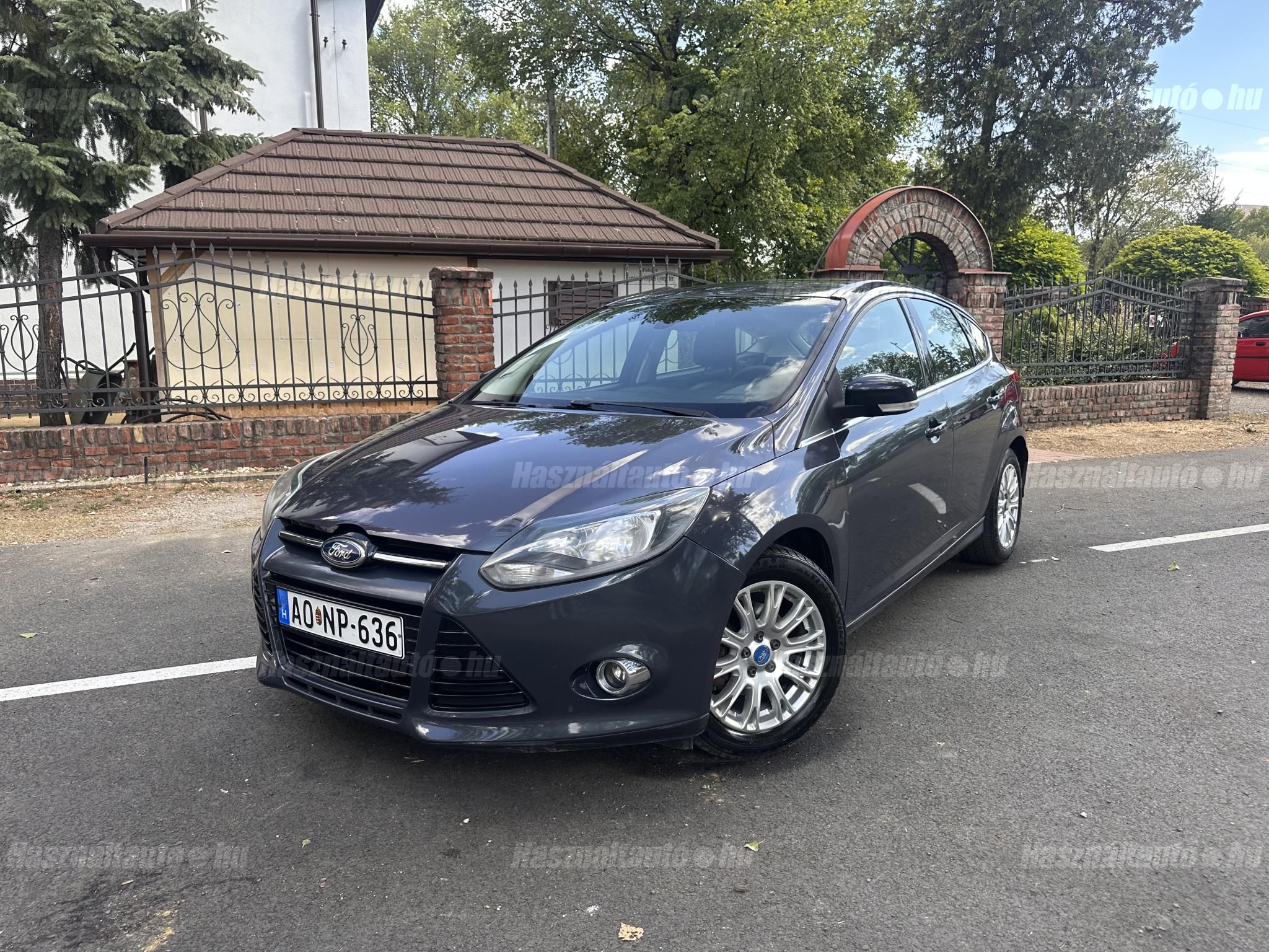 FORD FOCUS 2012 - 1