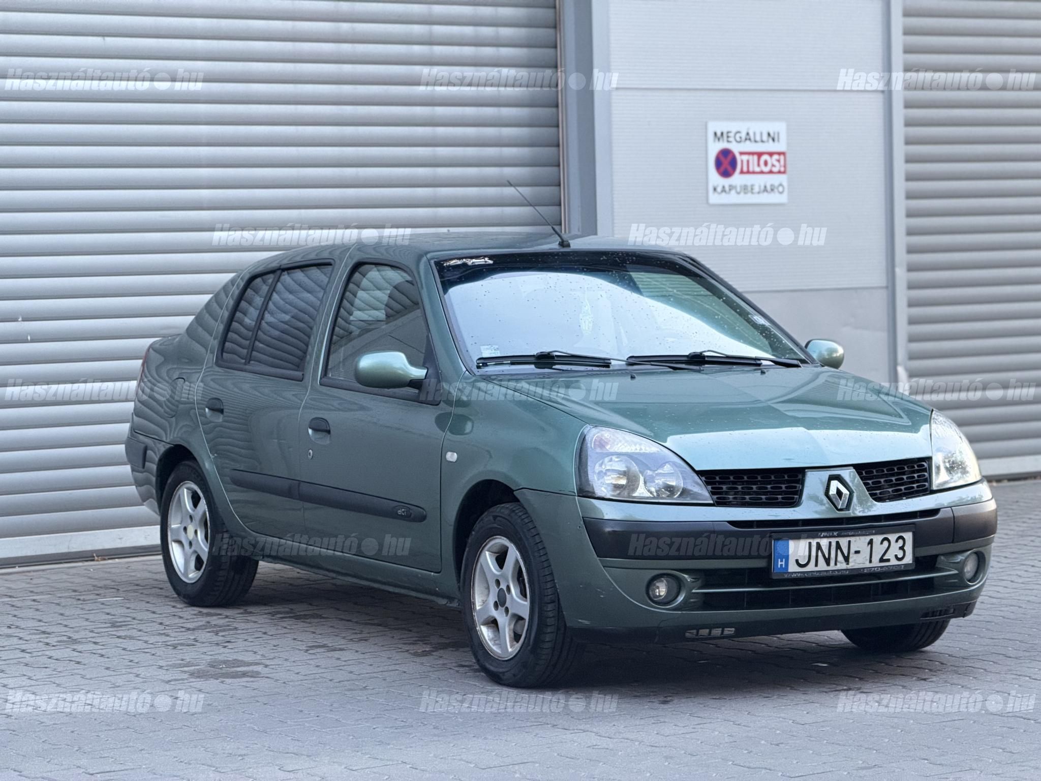 RENAULT THALIA 2005/6 - 1
