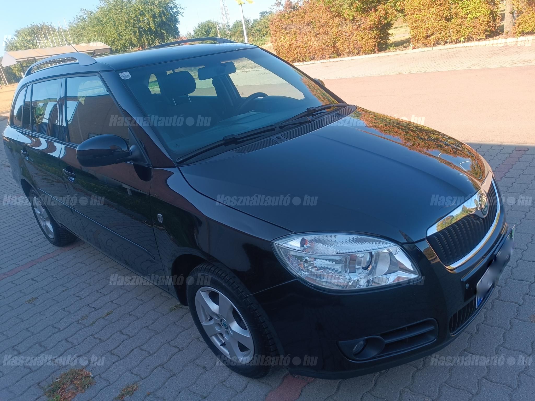 SKODA FABIA 2009/10 - 1