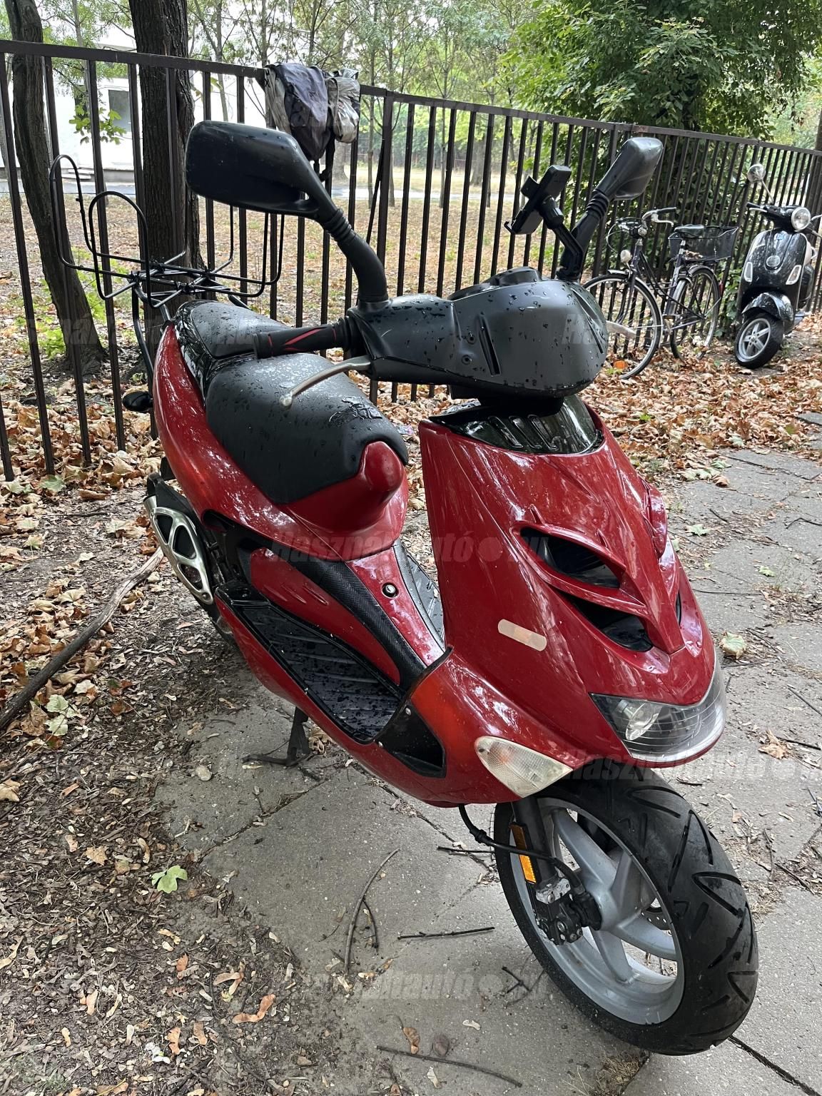 APRILIA SR 50 2005/10 - 1