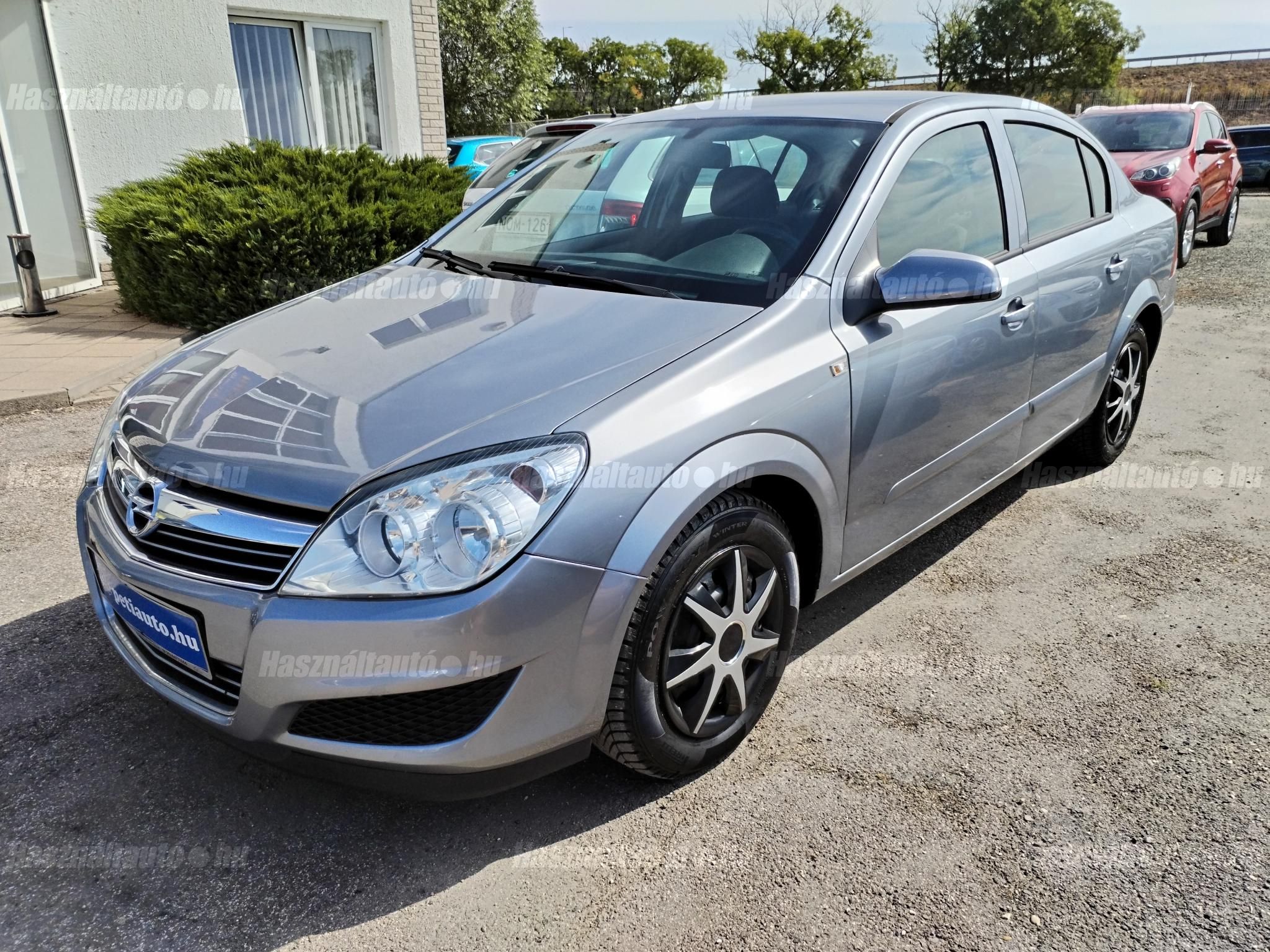 OPEL ASTRA H 2009/5 - 1