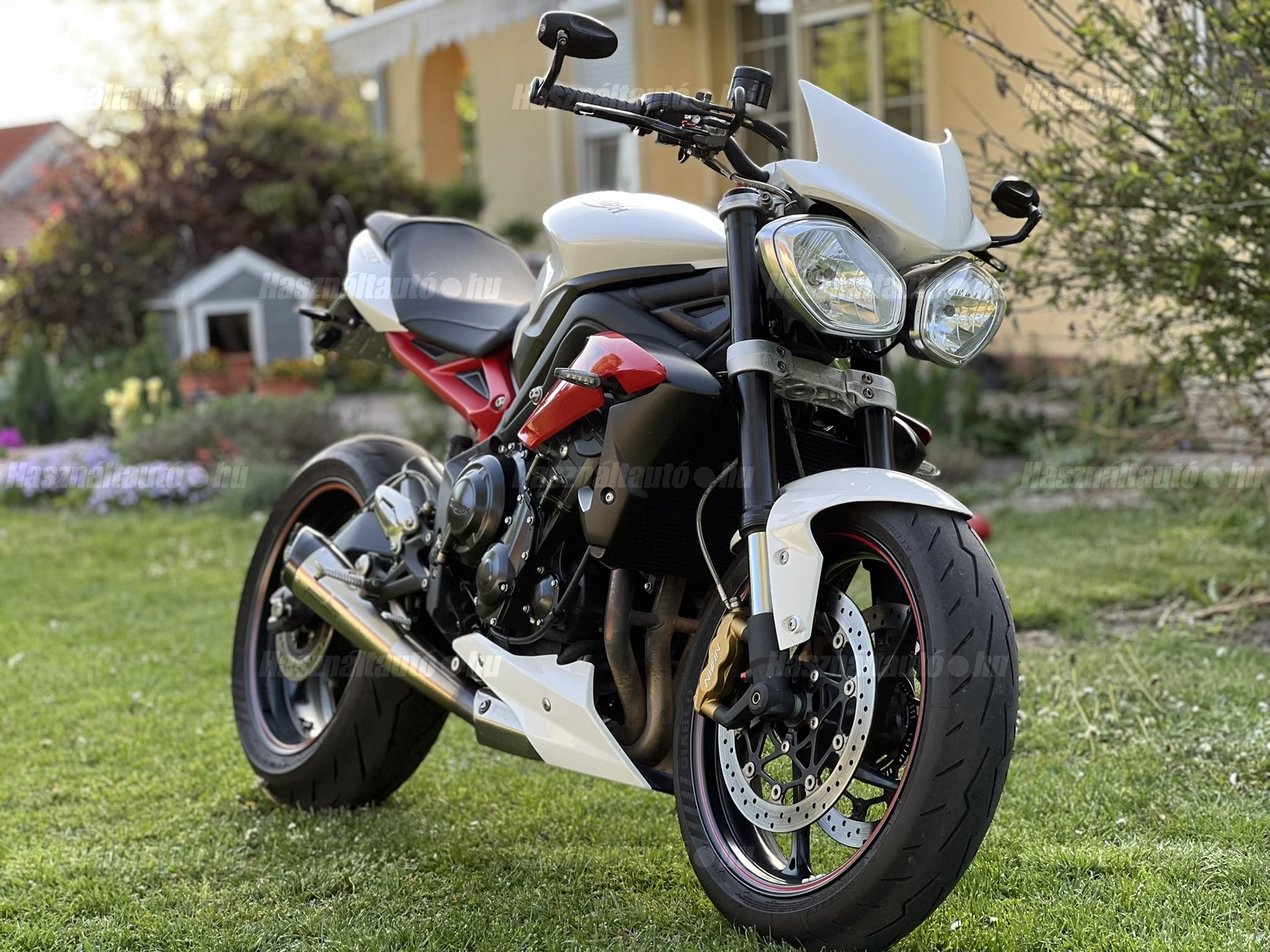 TRIUMPH STREET TRIPLE 675 R 2016/4 - 1
