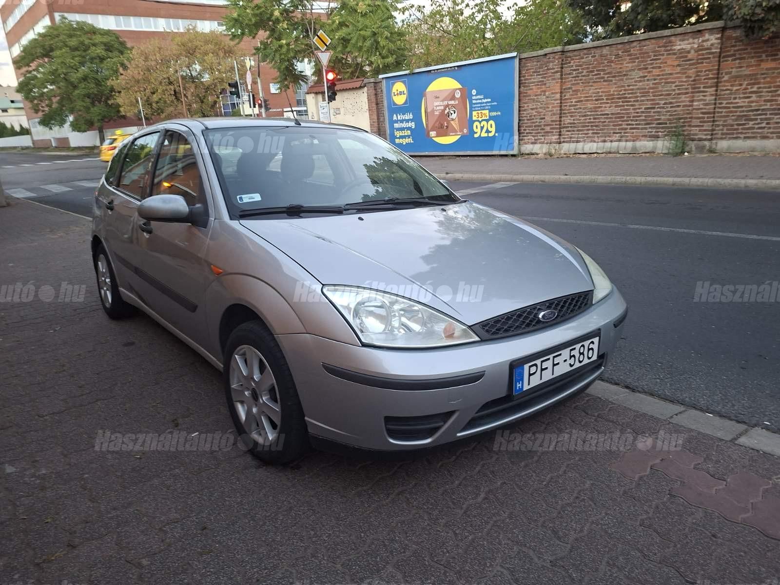FORD FOCUS 2004/9 - 1