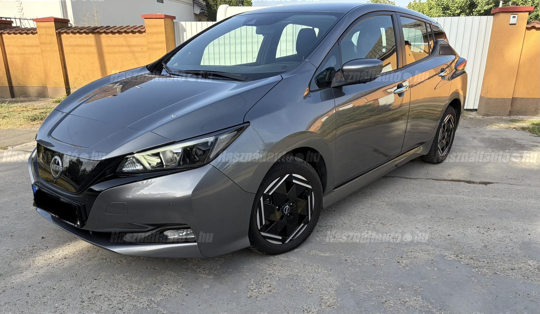 NISSAN LEAF 2023/1 - 1