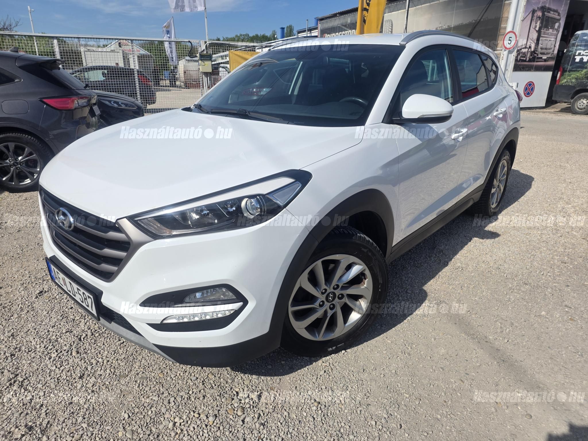 HYUNDAI TUCSON 2016/10 - 1