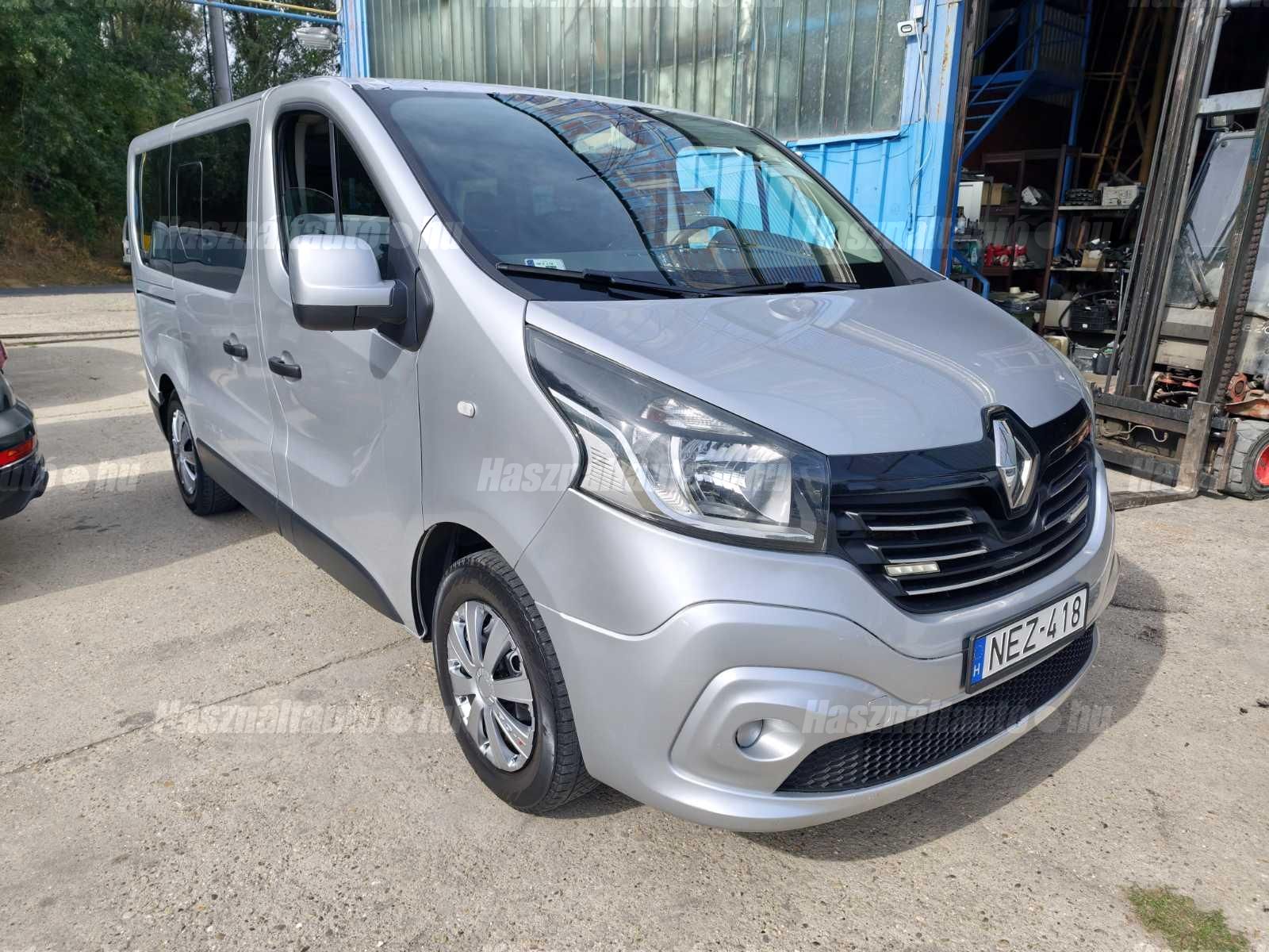 RENAULT TRAFIC 2015/10 - 1