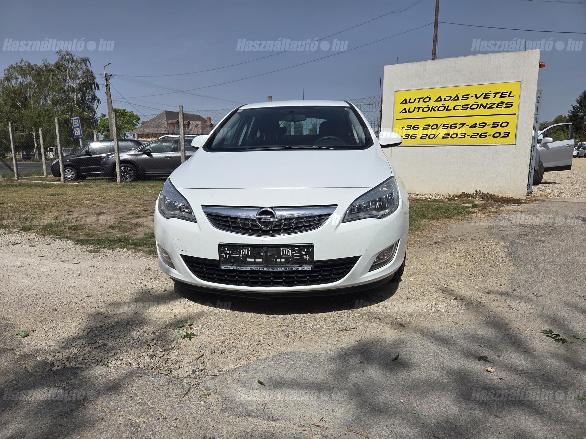 OPEL ASTRA J 2010/7 - 1
