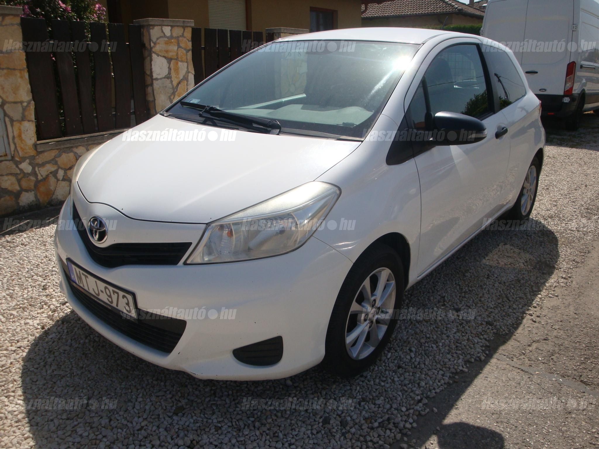 TOYOTA YARIS 2014/5 - 1