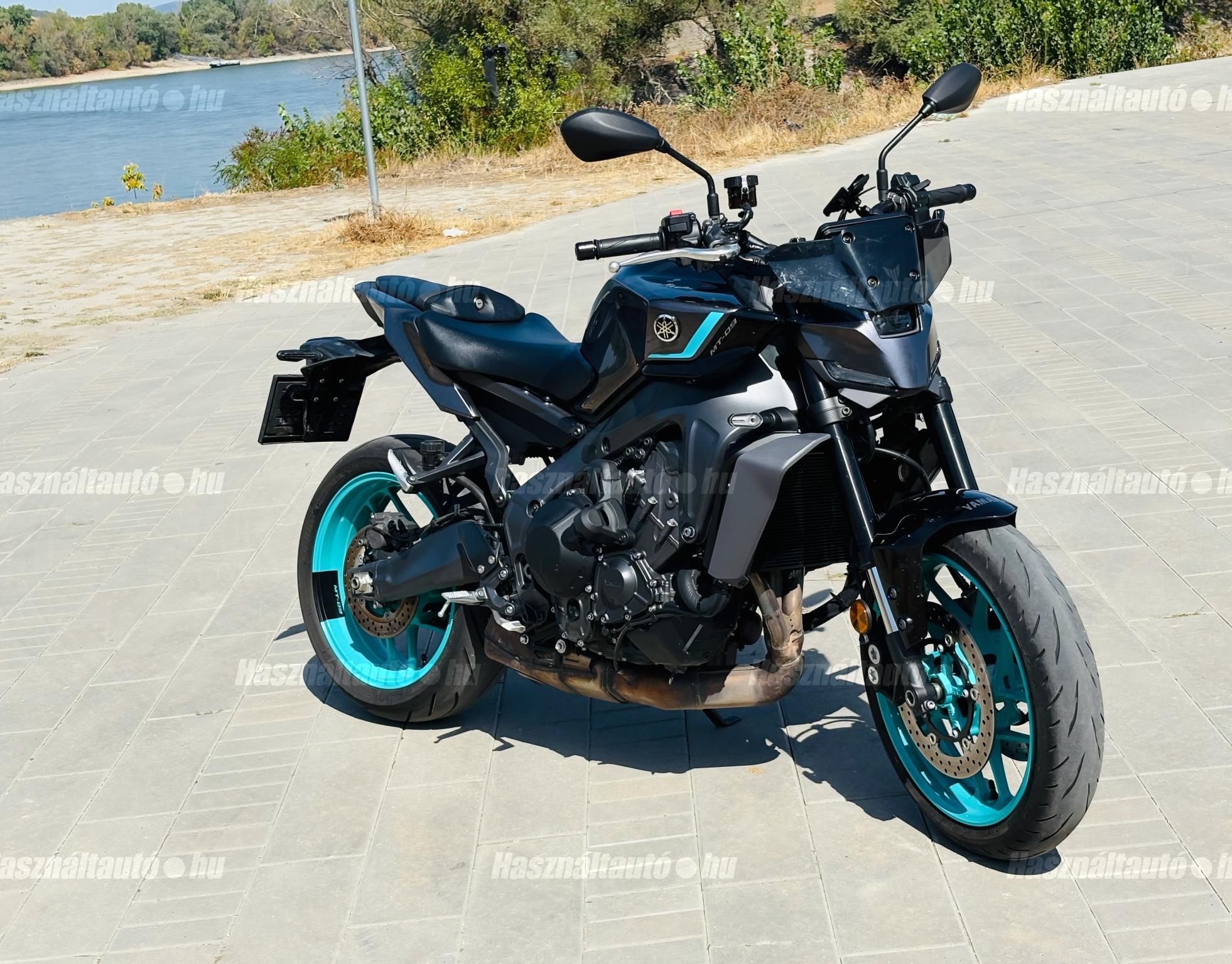 YAMAHA MT-09 2024/10 - 1