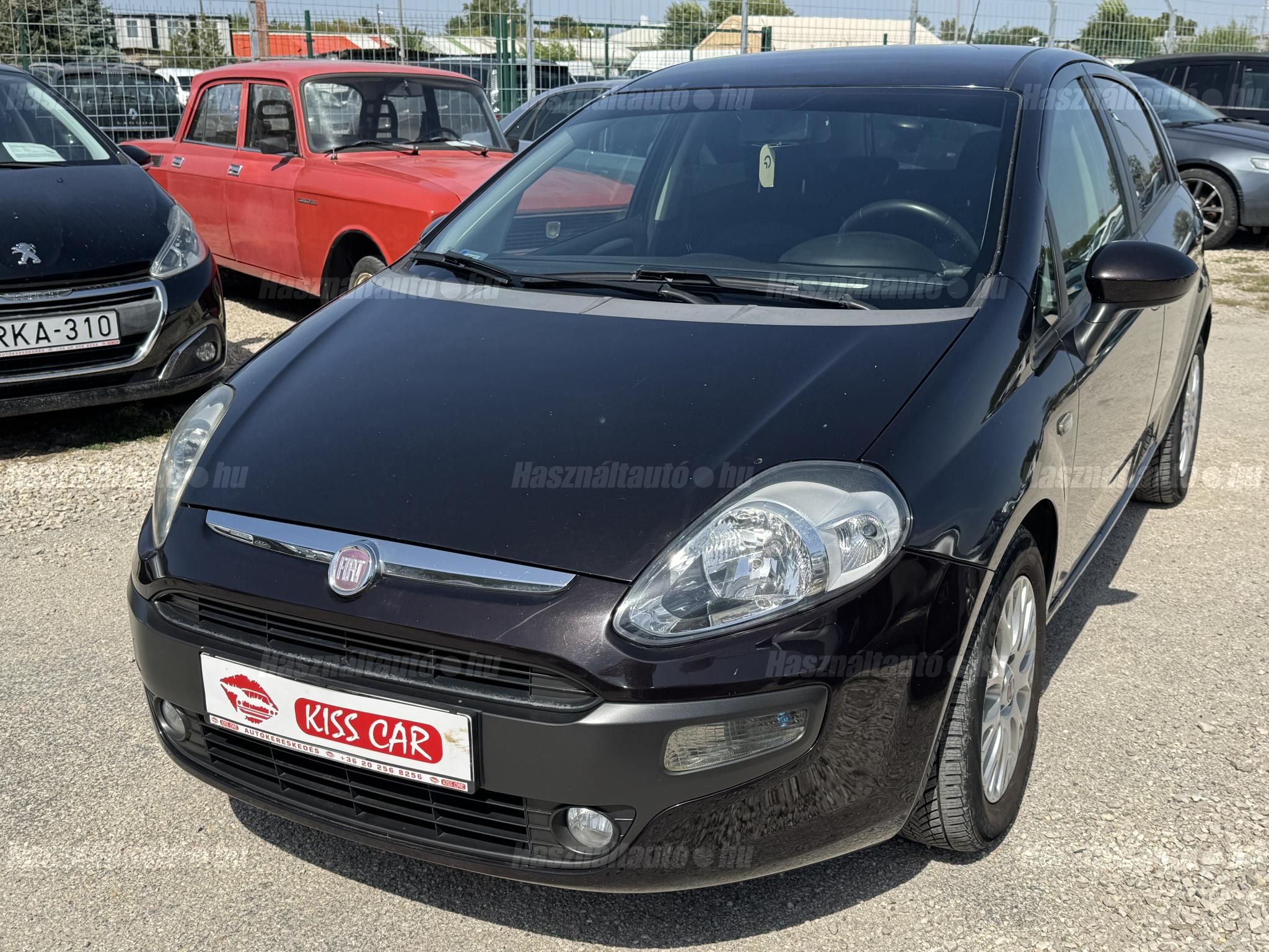 FIAT PUNTO 2010 - 1