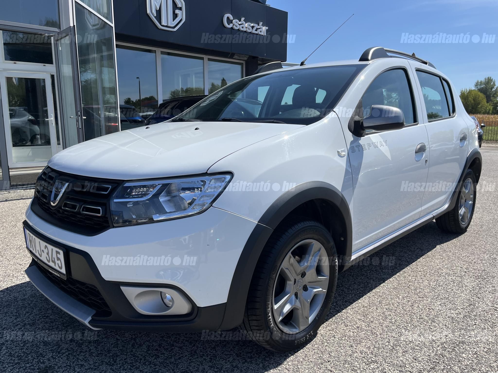 DACIA SANDERO 2019/11 - 1