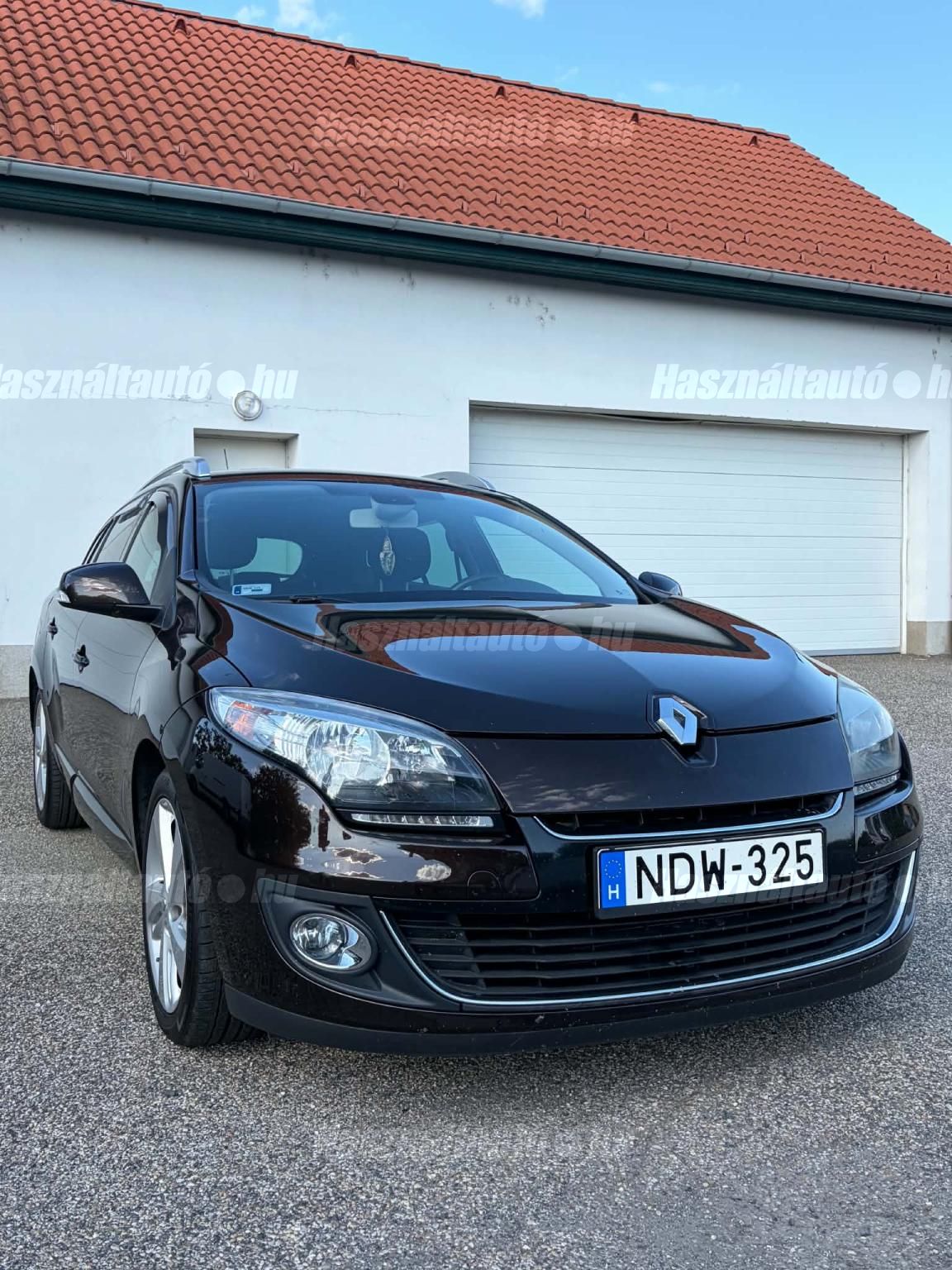 RENAULT MEGANE 2013/4 - 1