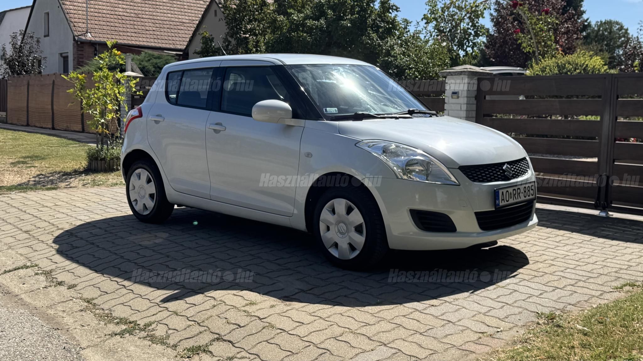 SUZUKI SWIFT 2013/1 - 1