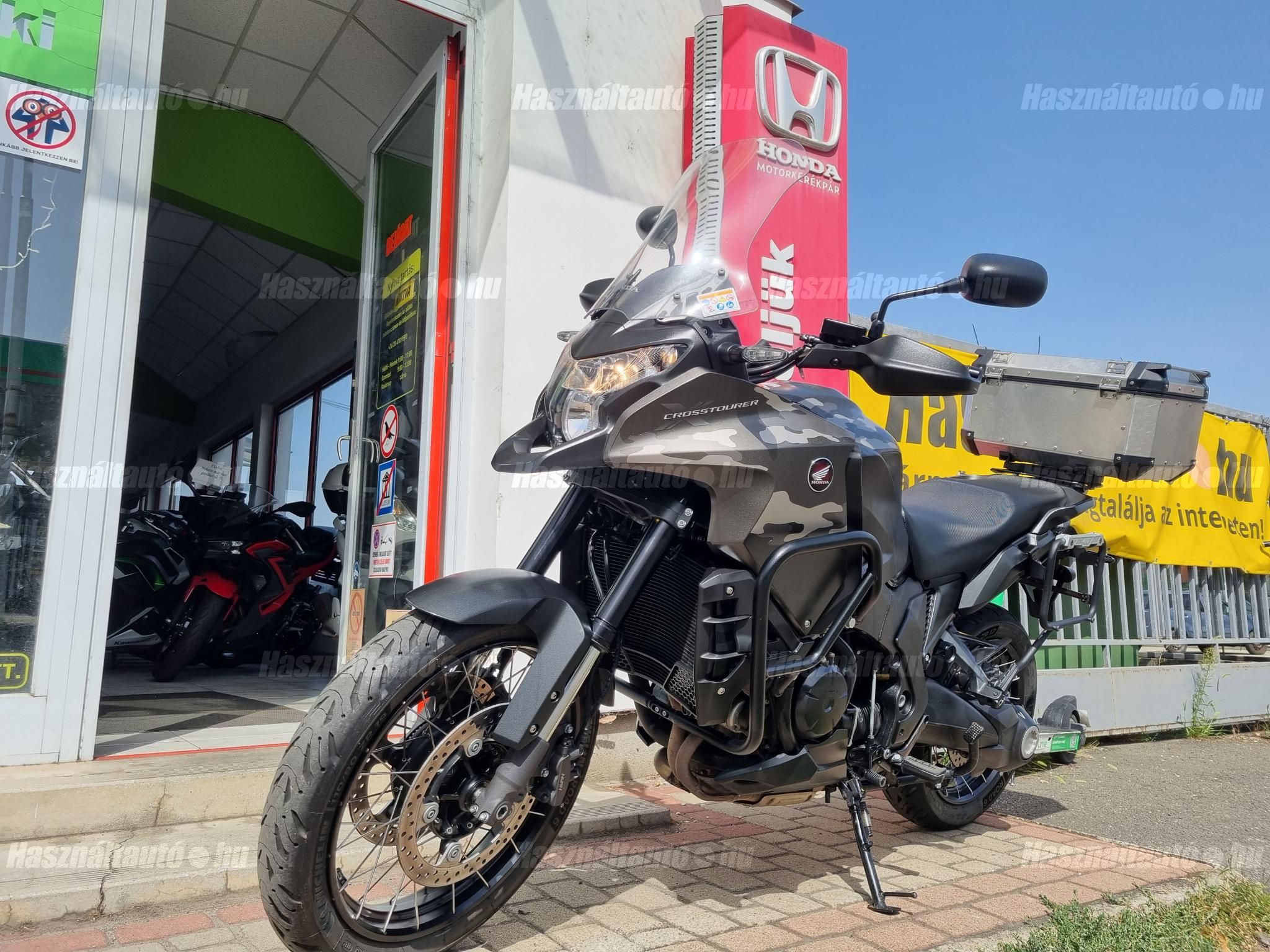 HONDA VFR 1200 X 2016/5 - 1