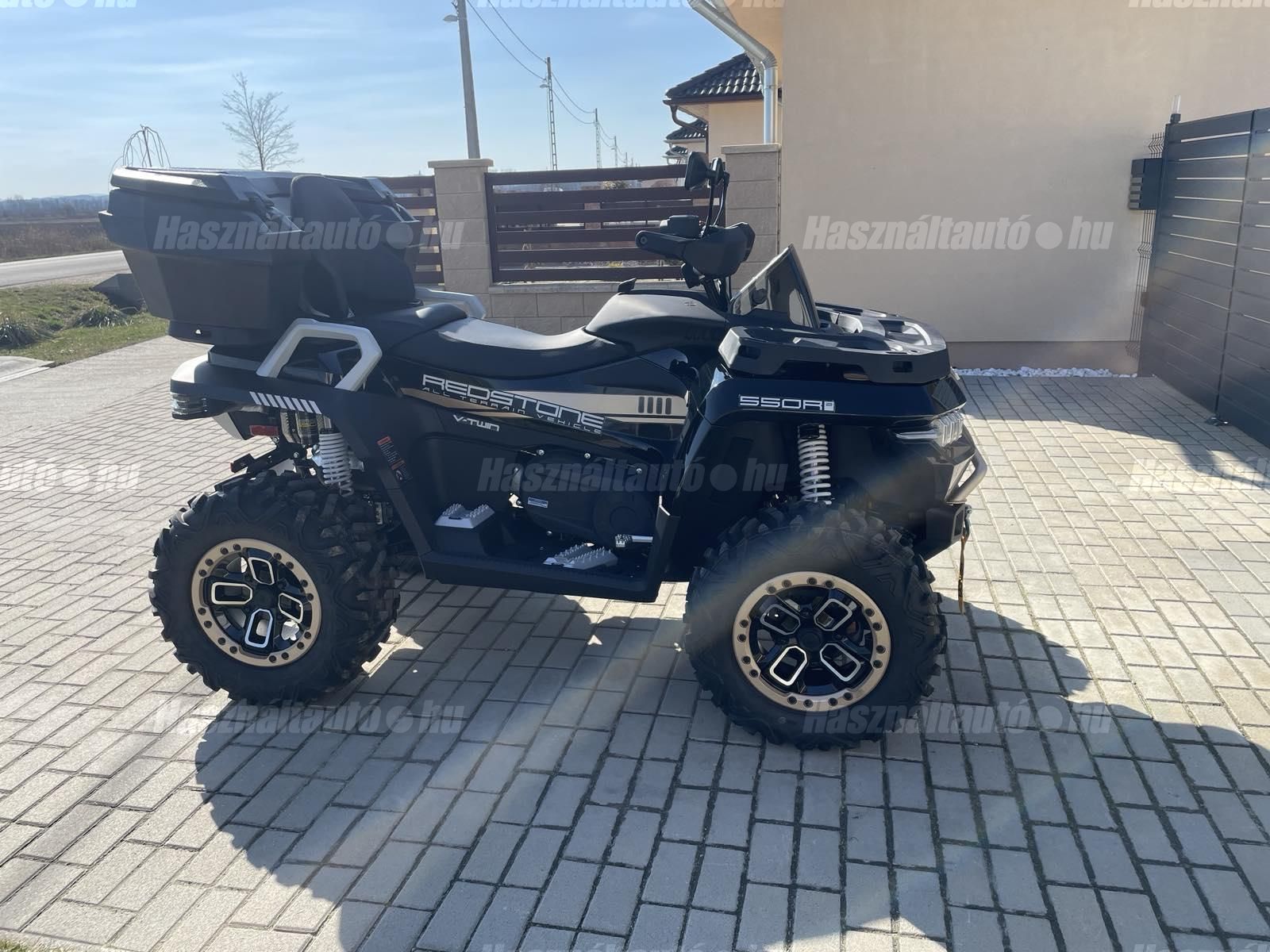 BENDA REDSTONE 550 R2 2025/11 - 1