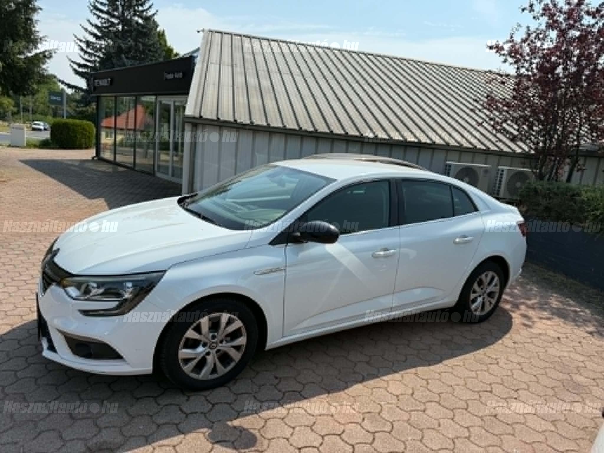 RENAULT MEGANE 2021/2 - 1