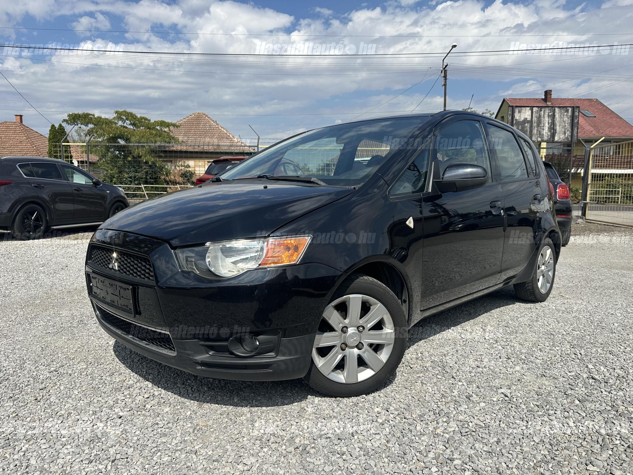 MITSUBISHI COLT 2011/10 - 1