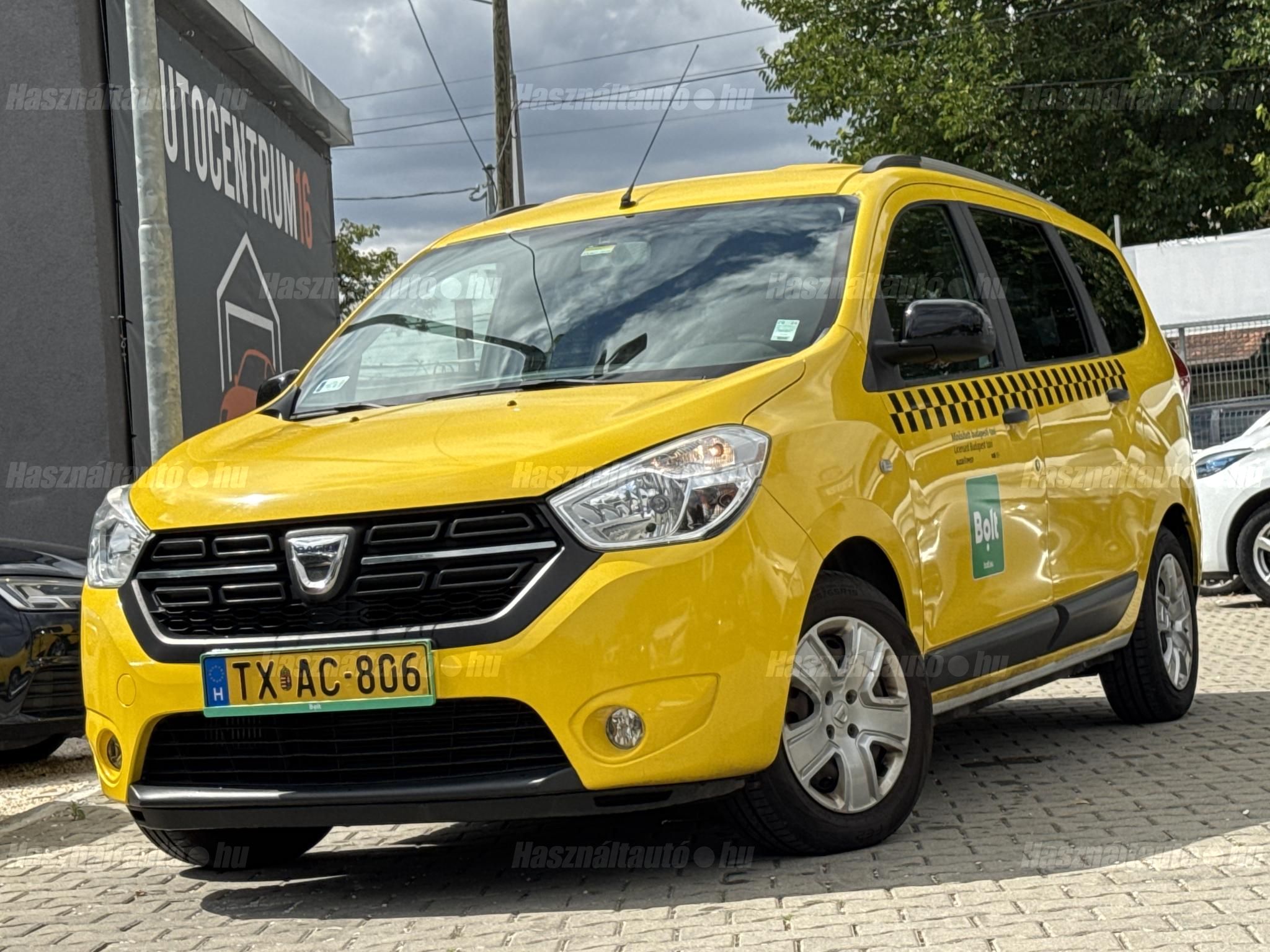 DACIA LODGY 2019/12 - 1
