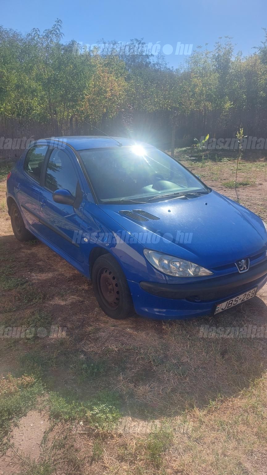 PEUGEOT 206 2004/4 - 1