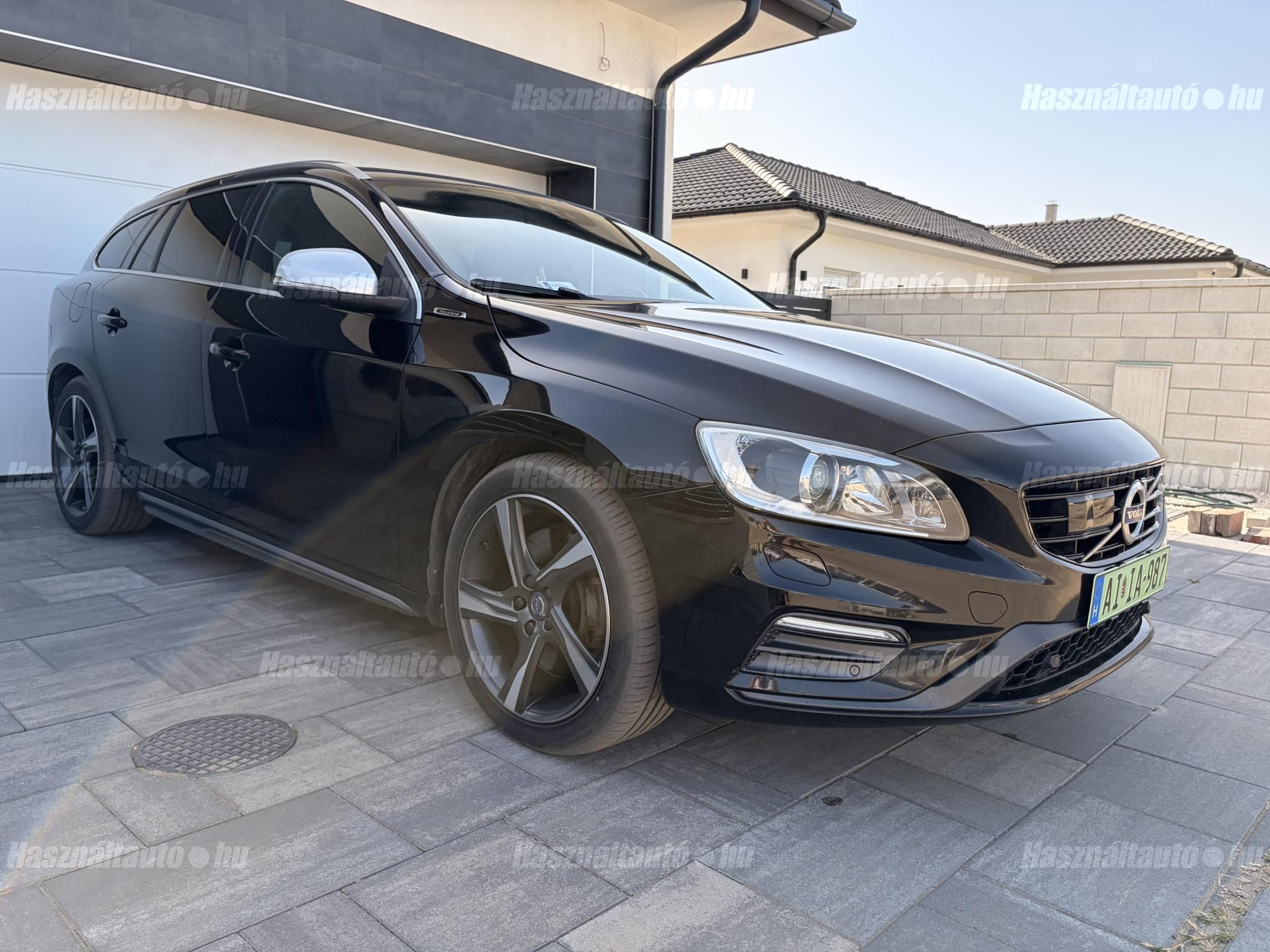 VOLVO V60 2015/12 - 1