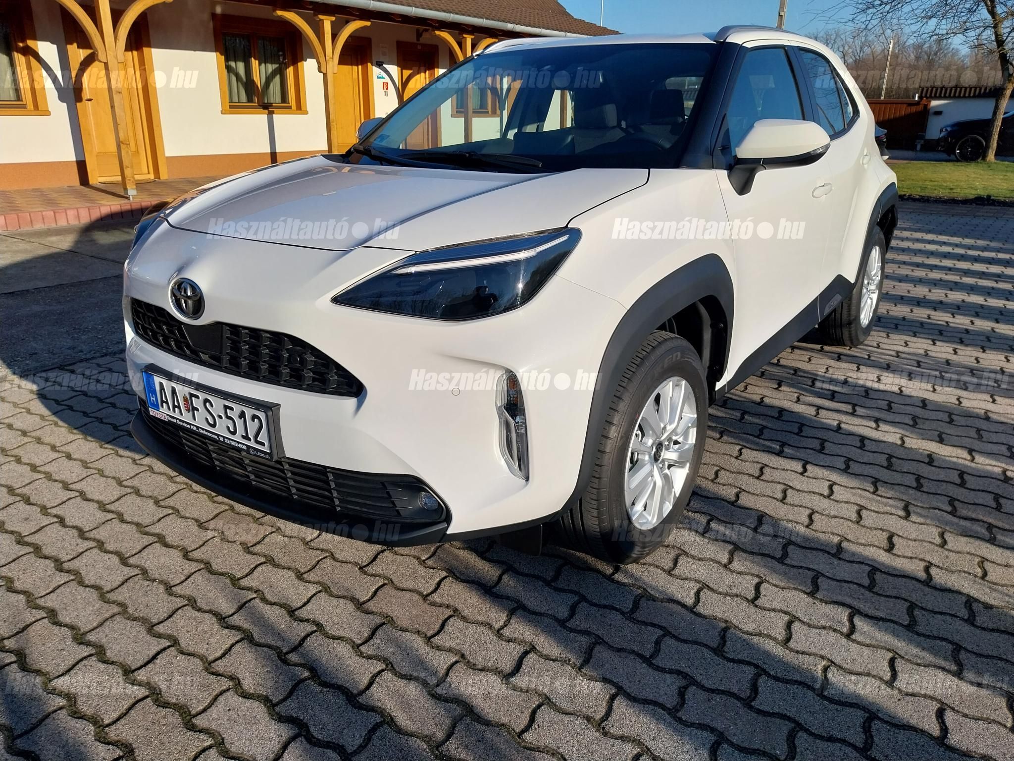 TOYOTA YARIS CROSS 2022/11 - 1