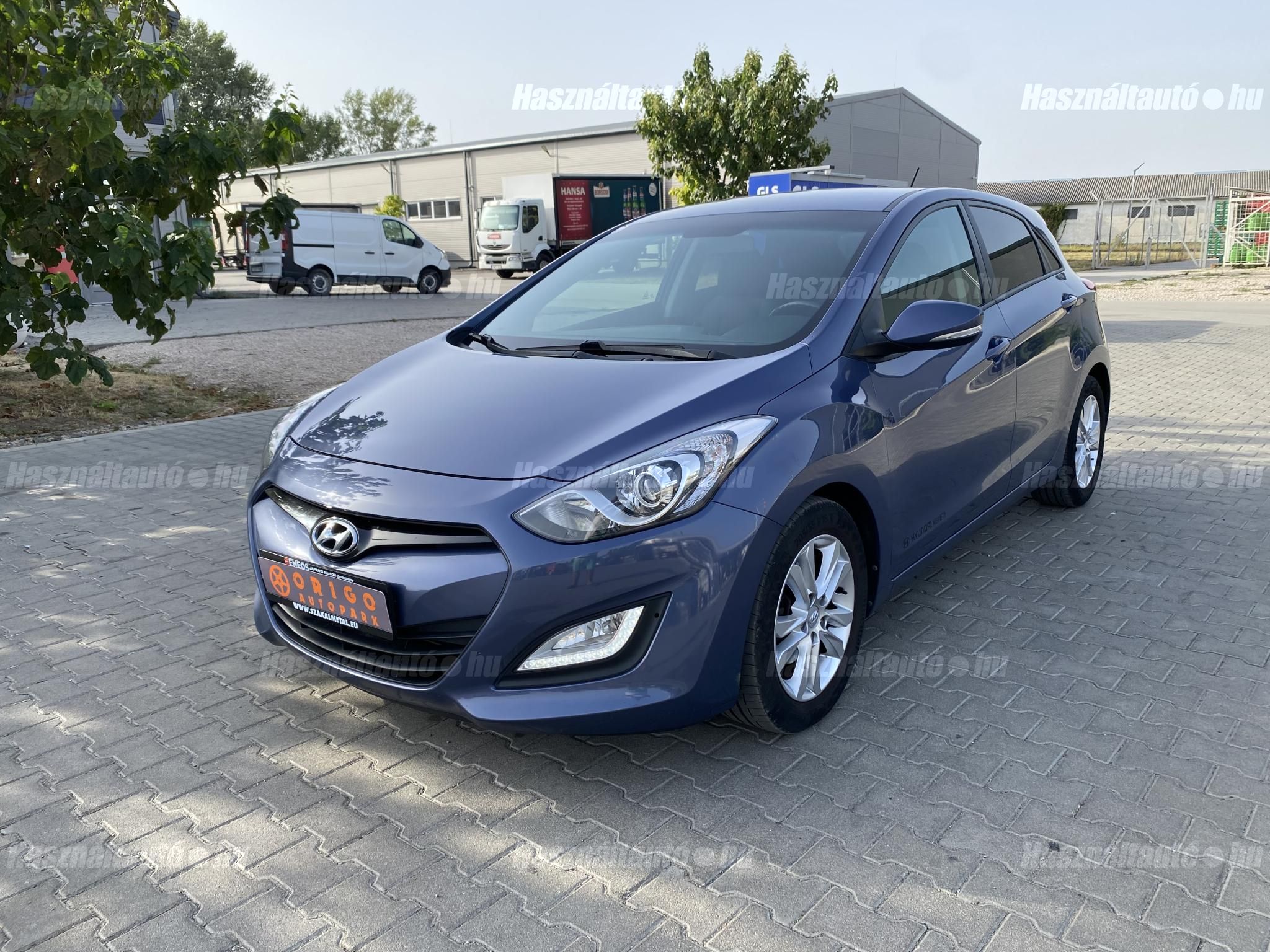 HYUNDAI I30 2013/9 - 1