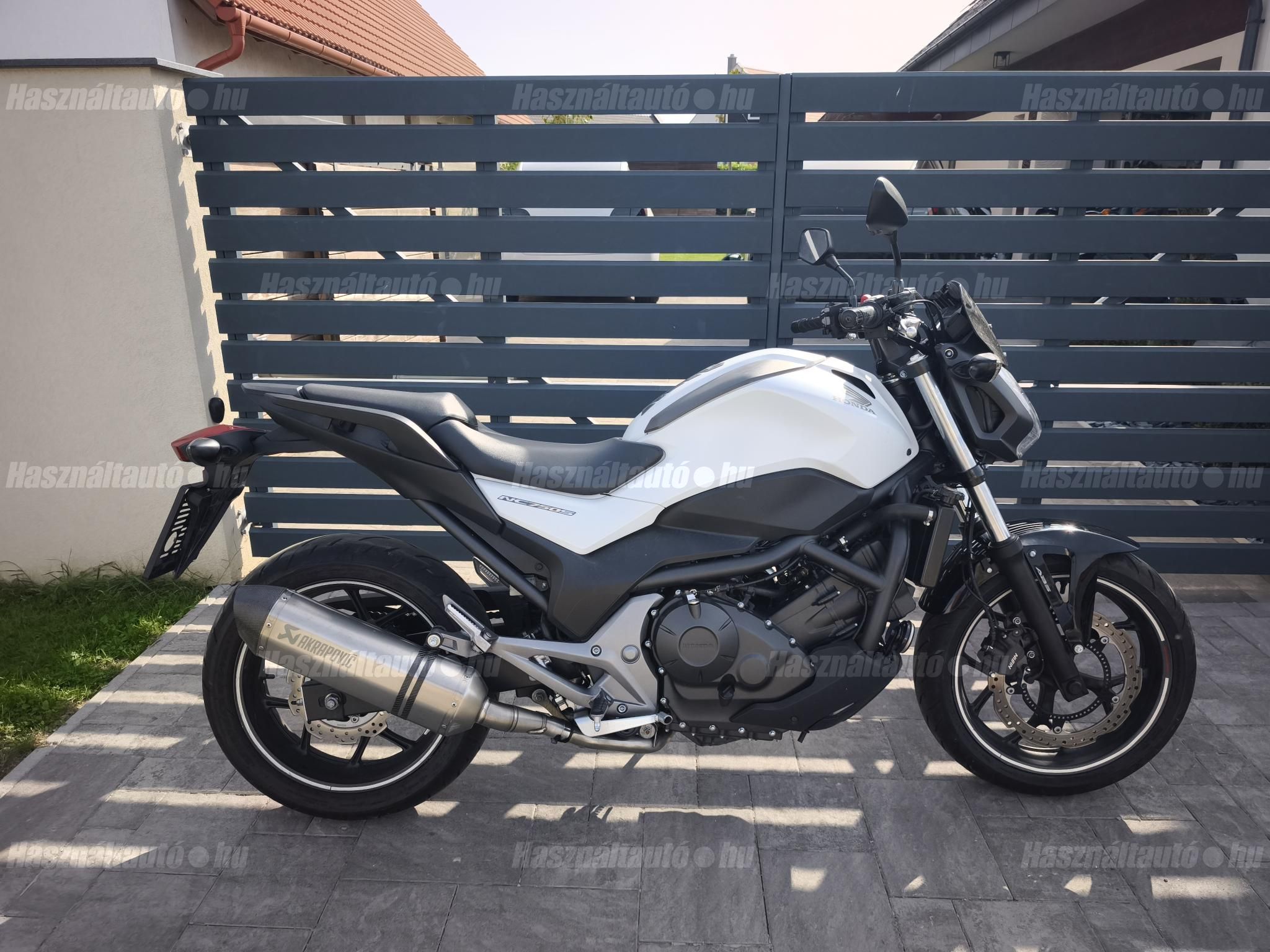 HONDA NC 750 S 2014/6 - 1