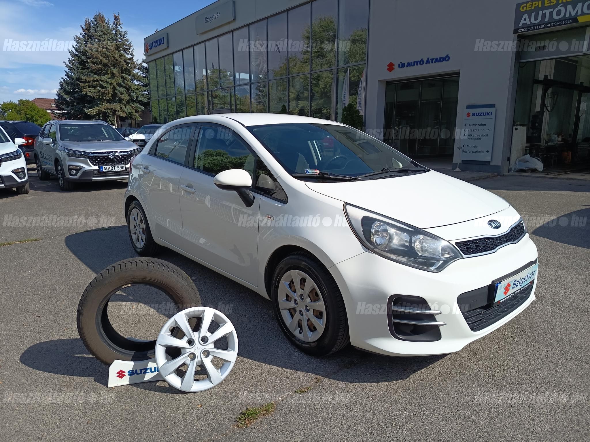 KIA RIO 2015/10 - 1