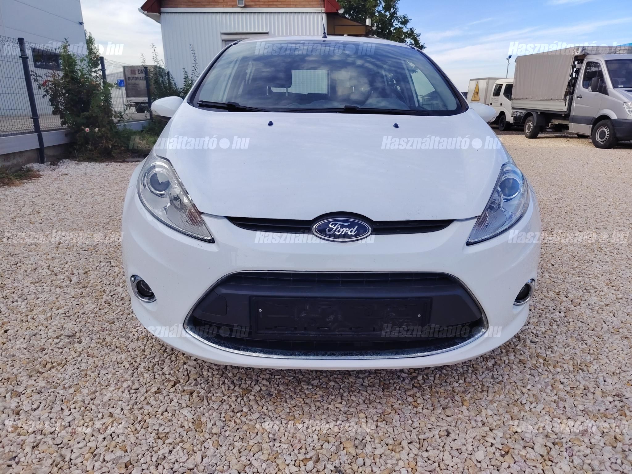 FORD FIESTA 2010/9 - 1