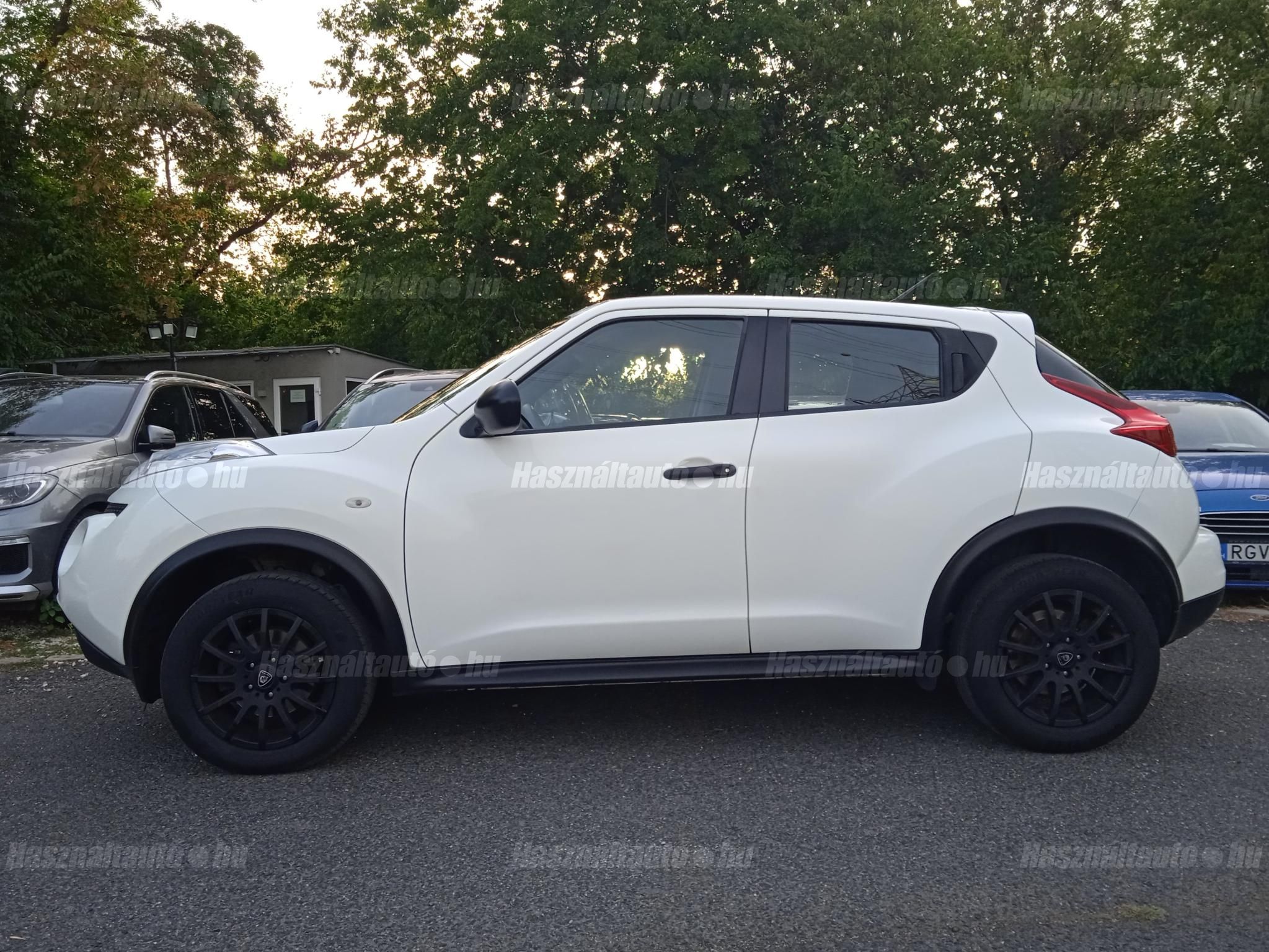 NISSAN JUKE 2014/5 - 1