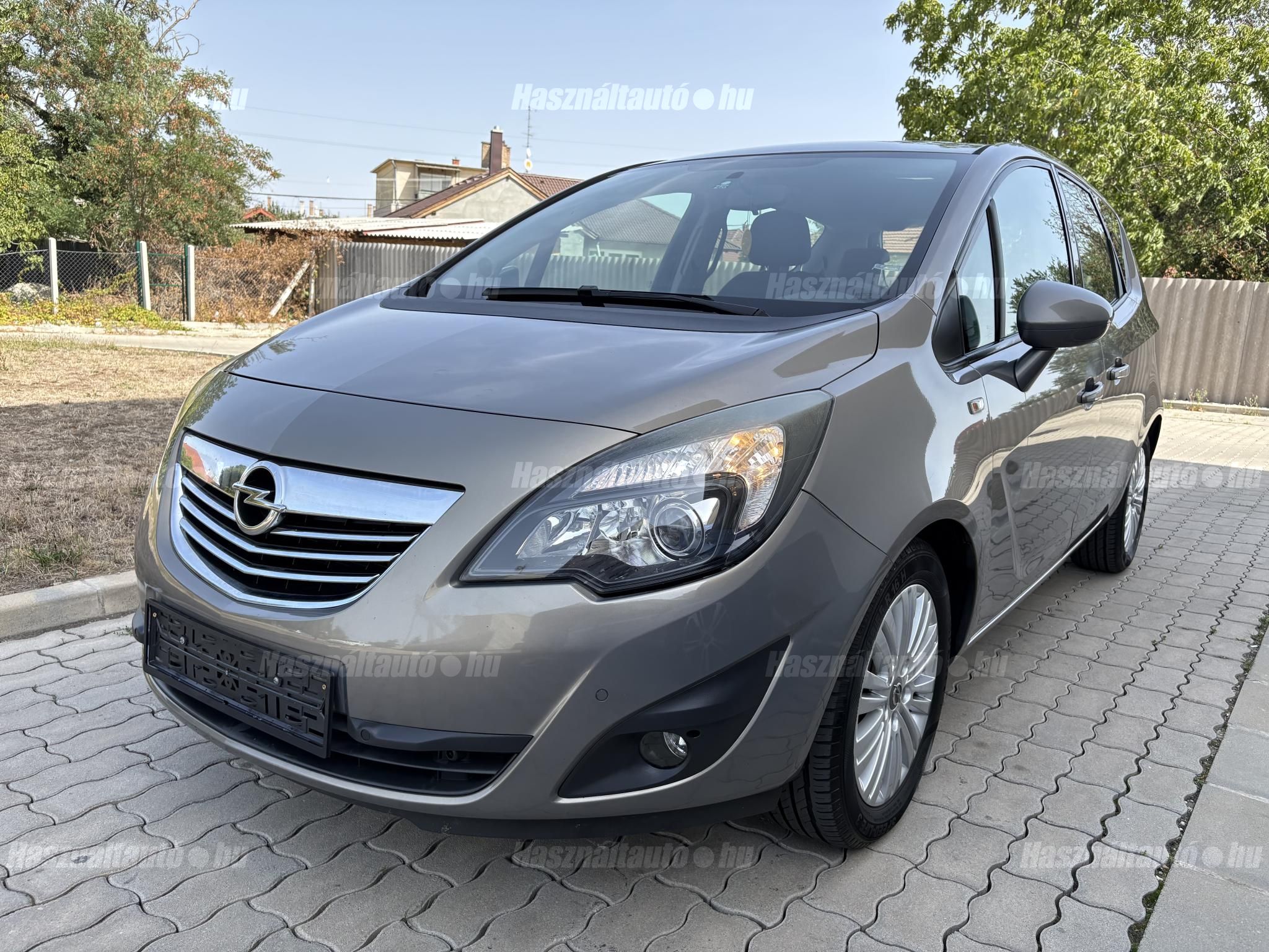 OPEL MERIVA B 2011/8 - 1