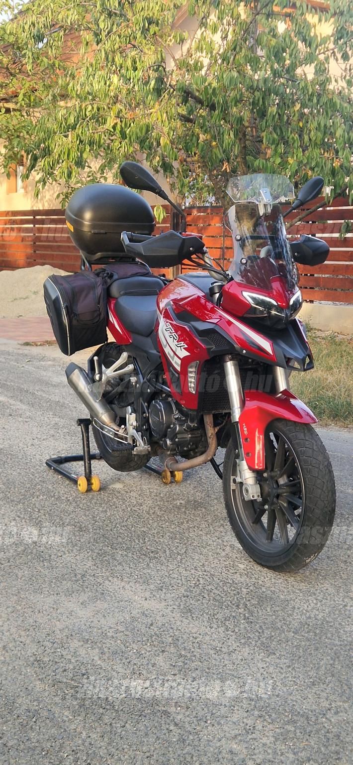 BENELLI TRK 251 2019/7 - 1