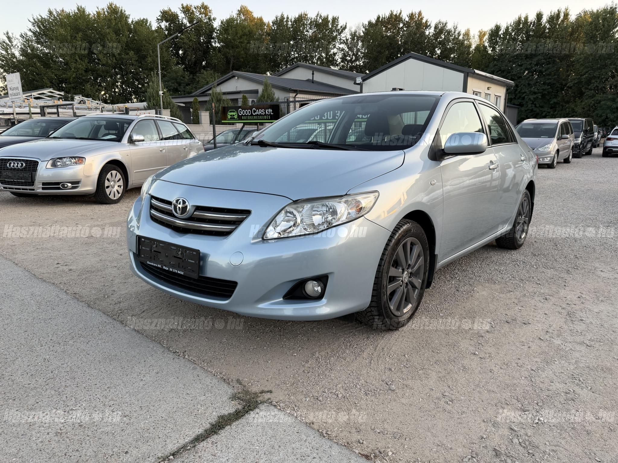 TOYOTA COROLLA 2010/8 - 1
