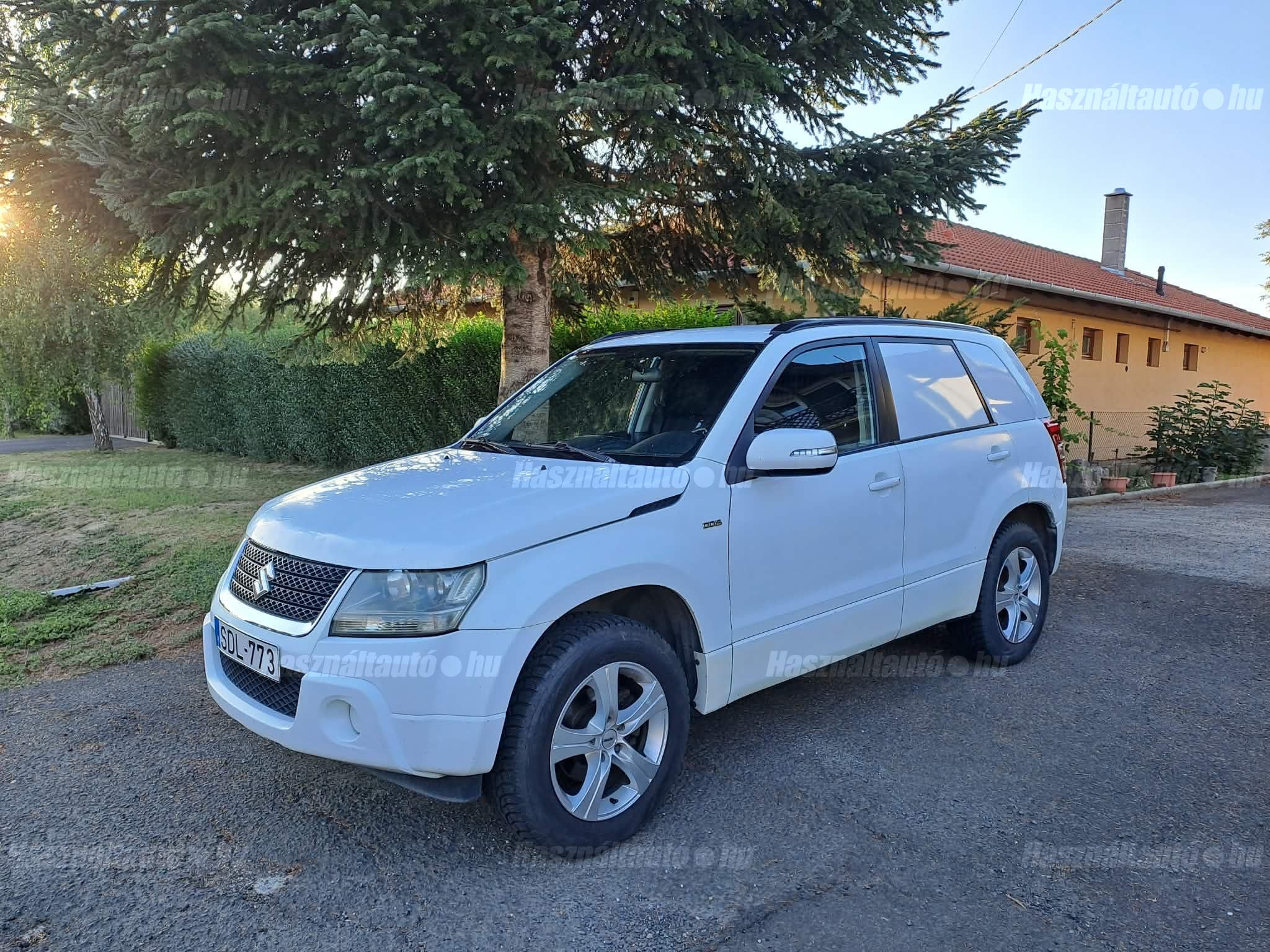 SUZUKI GRAND VITARA 2010/11 - 1