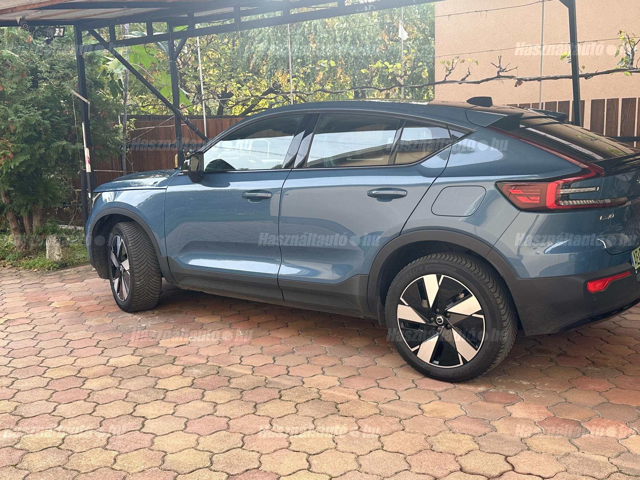 VOLVO C40 2023/11 - 1