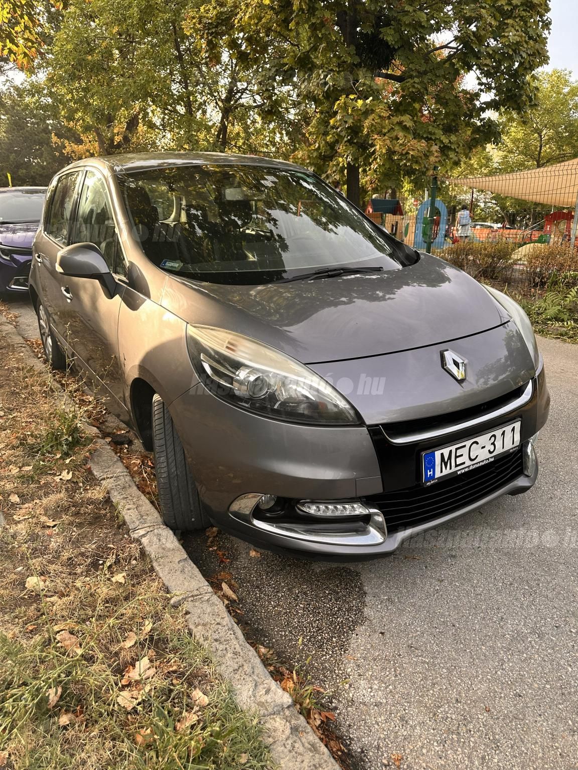 RENAULT SCENIC 2012/7 - 1