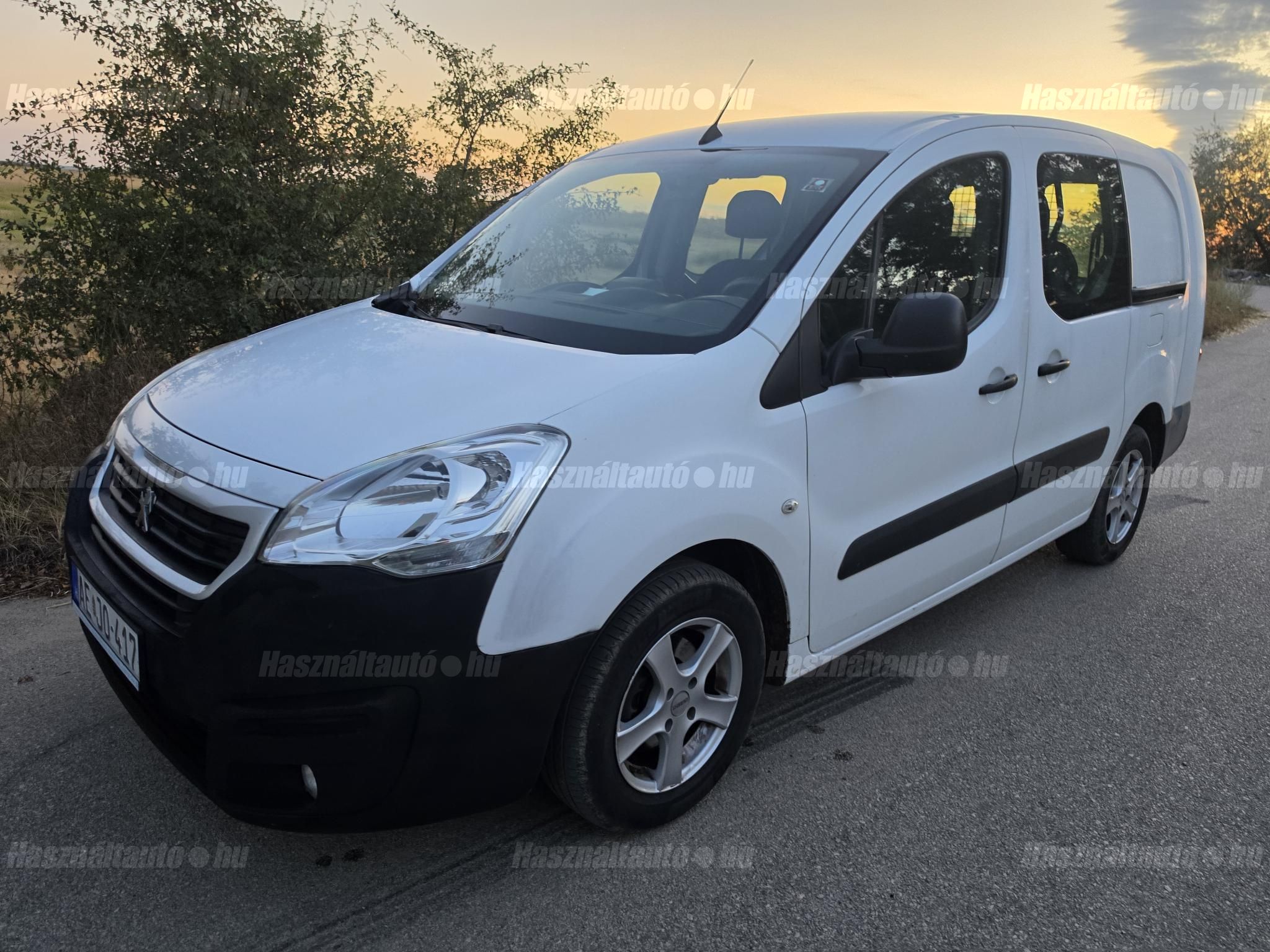 PEUGEOT PARTNER 2017 - 1