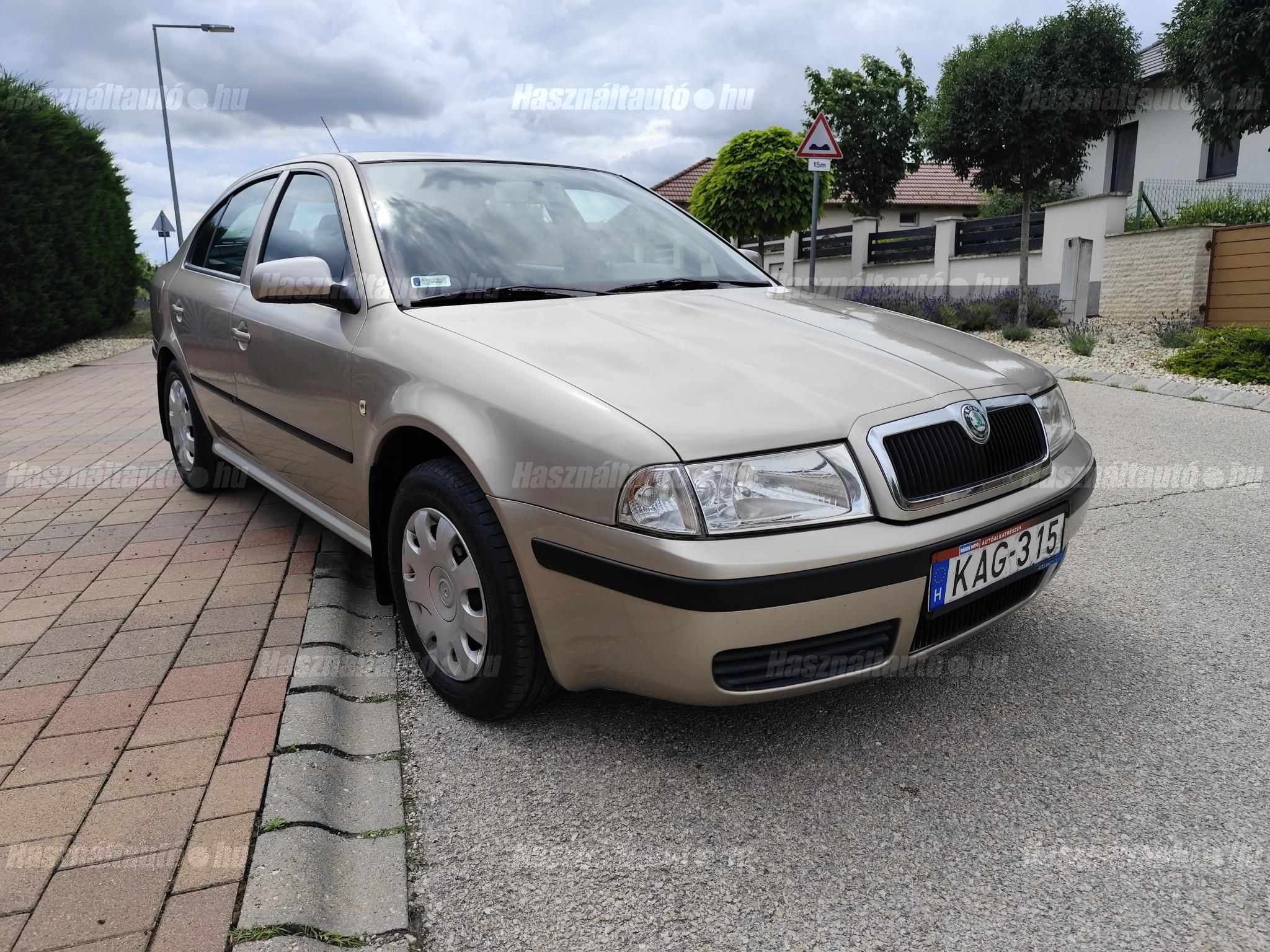 SKODA OCTAVIA 2005/12 - 1