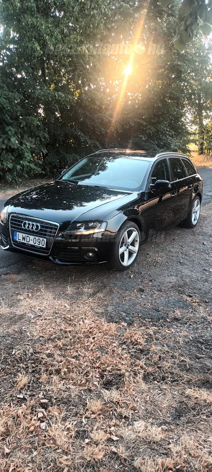 AUDI A4 2011/4 - 1