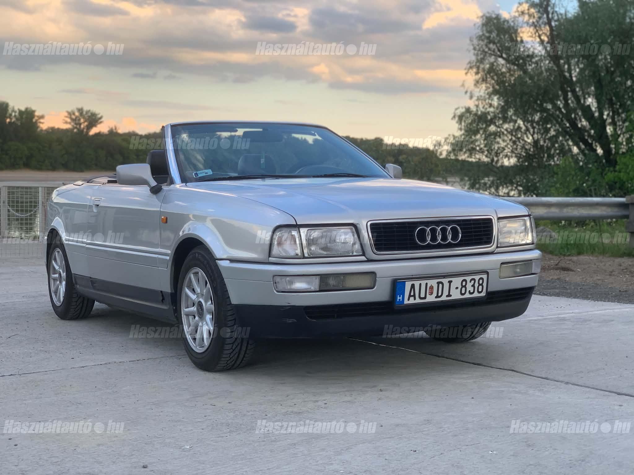 AUDI CABRIO 2000/5 - 1