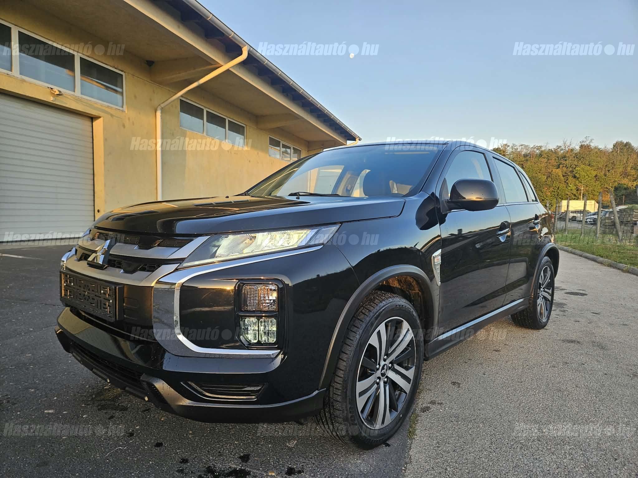 MITSUBISHI ASX 2021/2 - 1