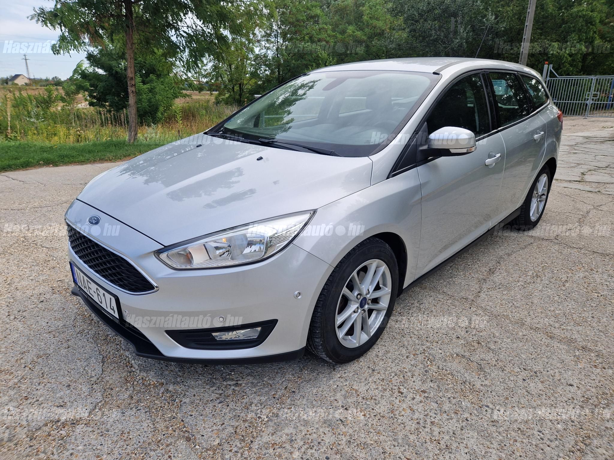 FORD FOCUS 2014/12 - 1