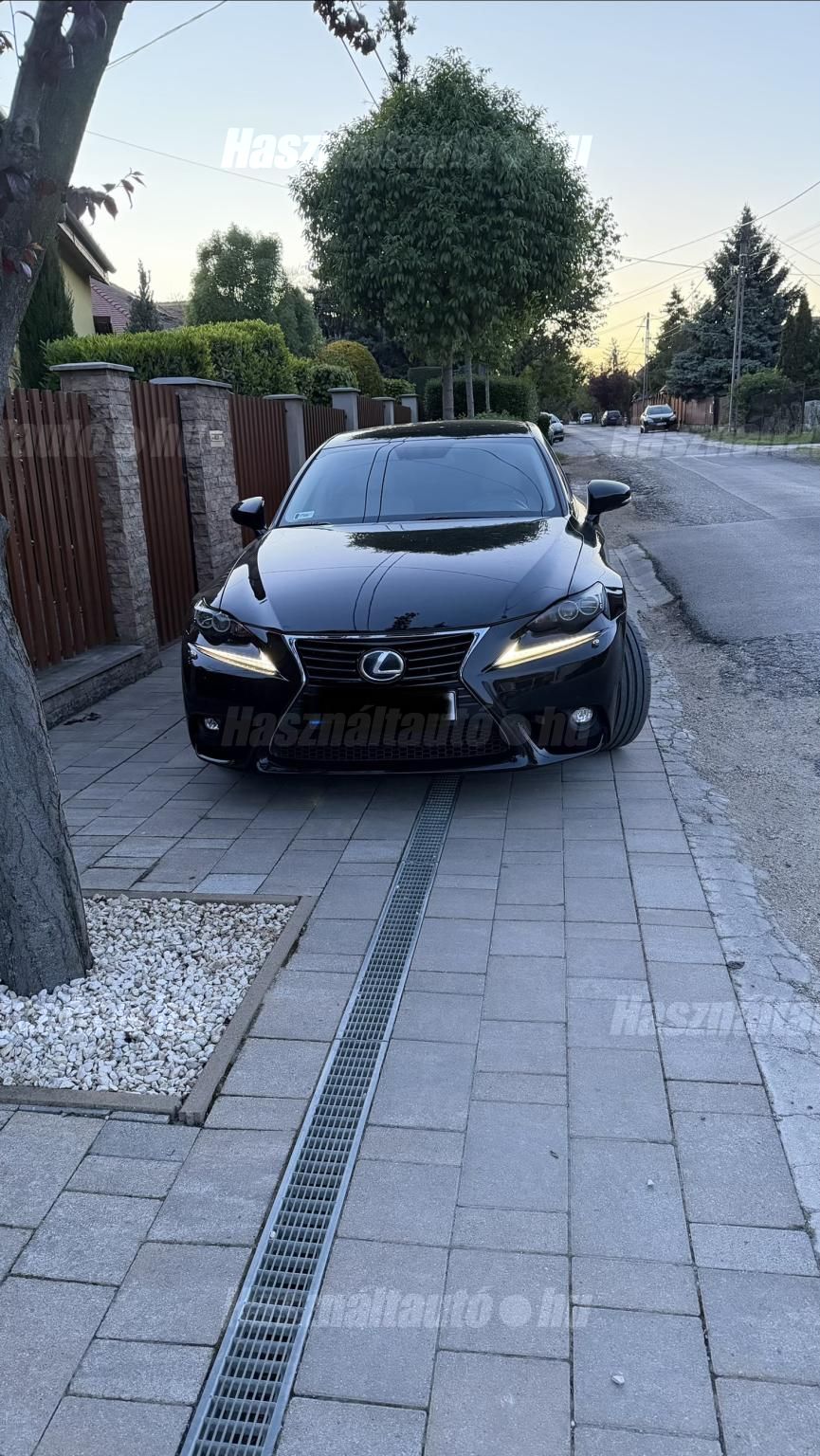 LEXUS IS 2015/11 - 1