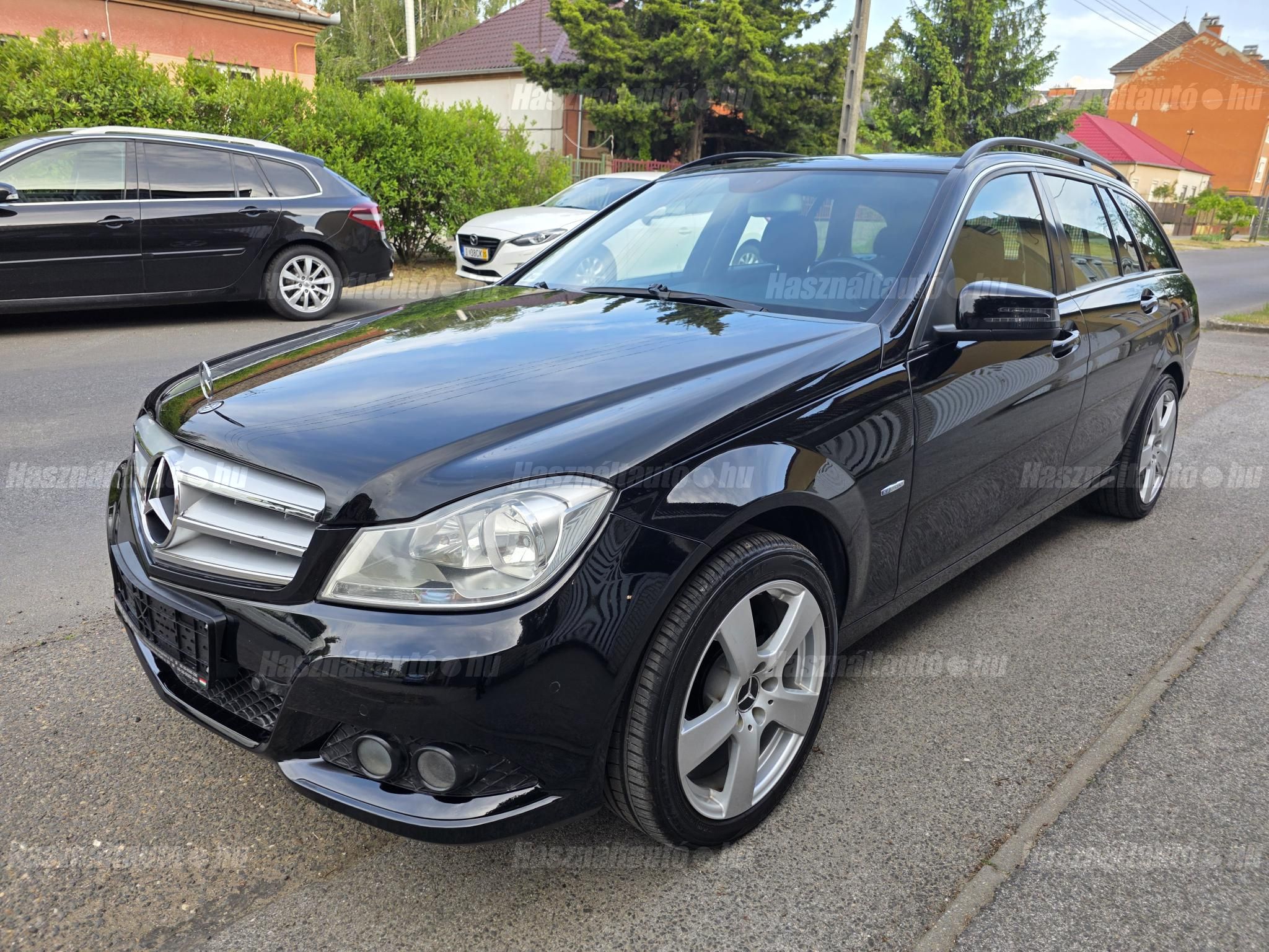 MERCEDES-BENZ C 200 2012/1 - 1