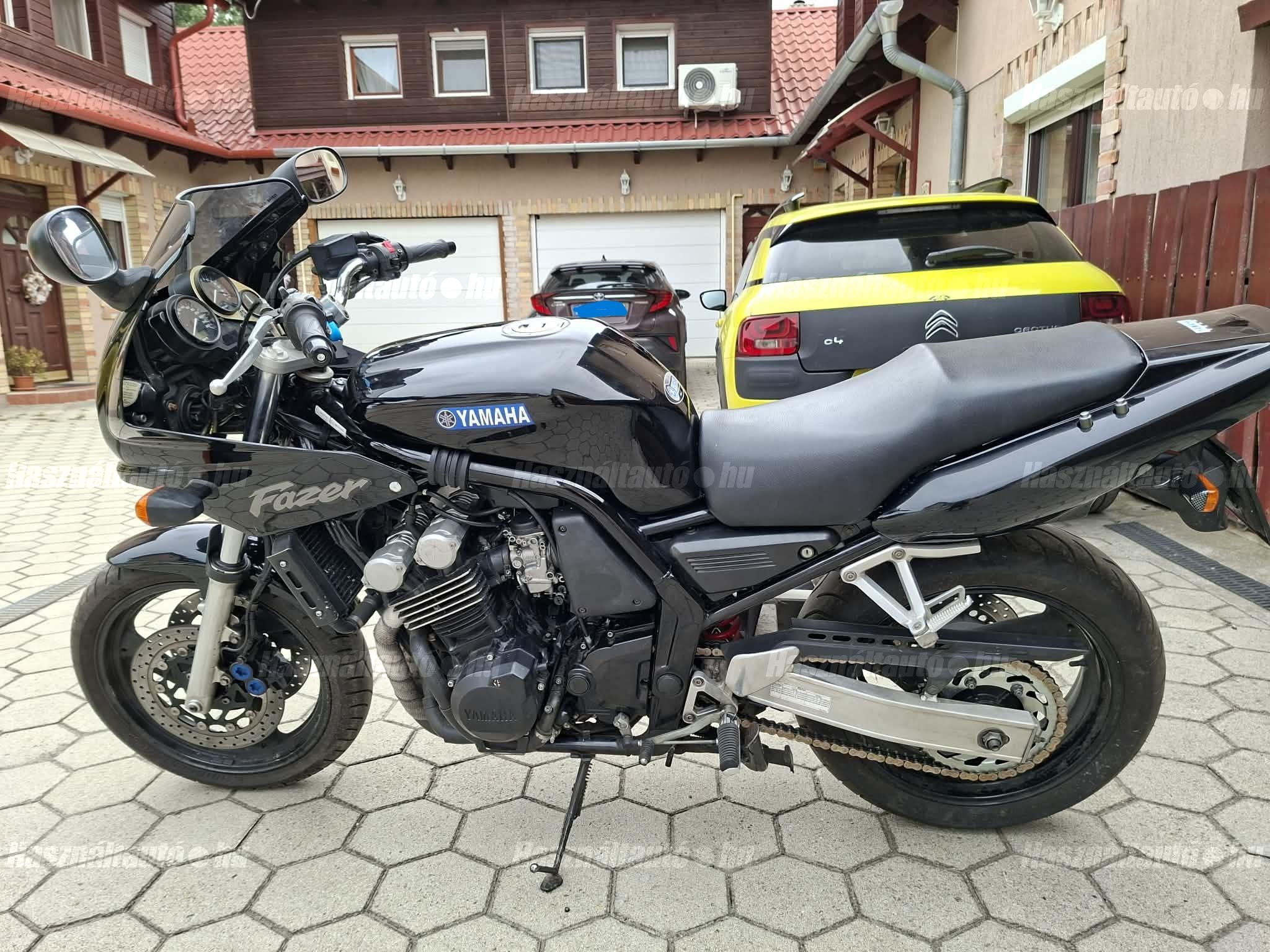 YAMAHA FZS 600 (FAZER) 1999/4 - 1