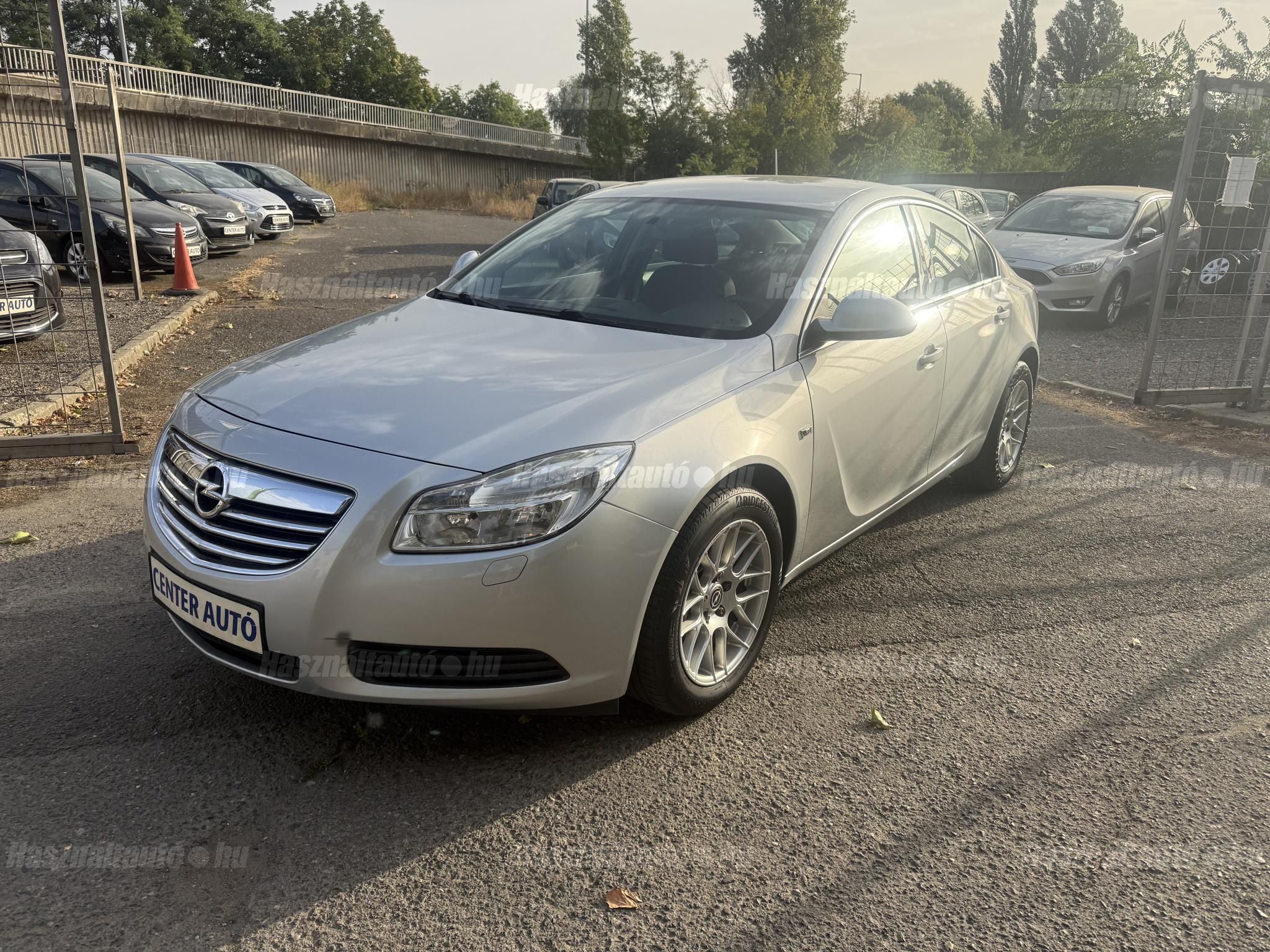 OPEL INSIGNIA 2011/10 - 1