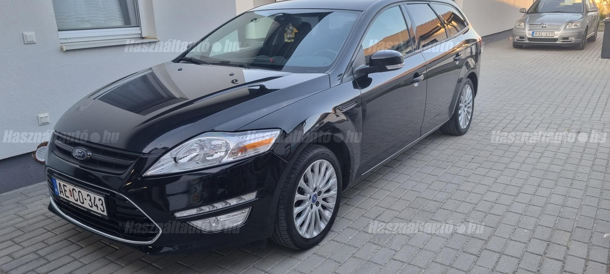 FORD MONDEO 2012/7 - 1